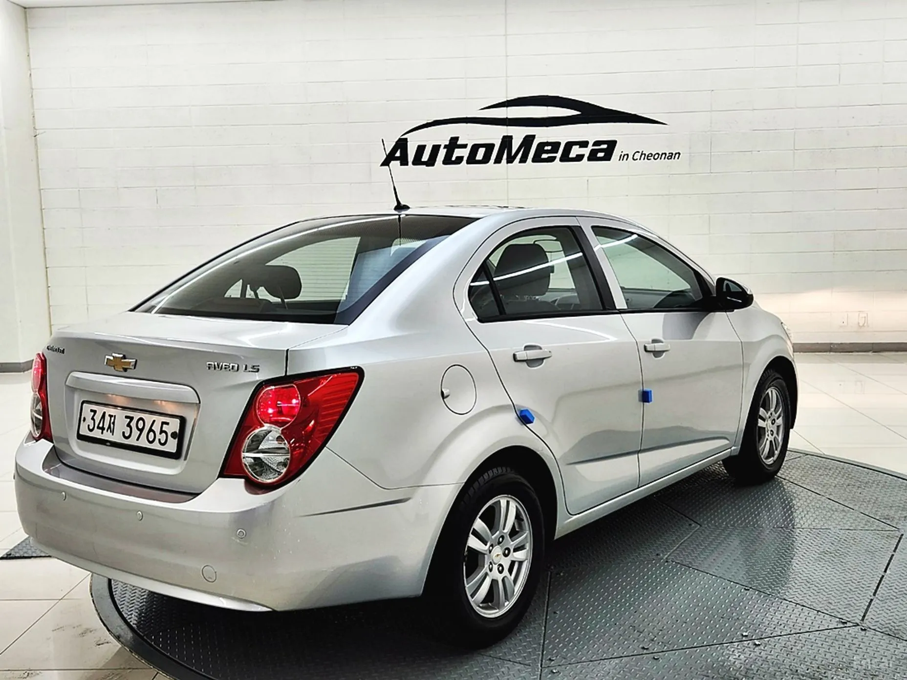 Chevrolet (GM Daewoo) Aveo Sedan превью 3