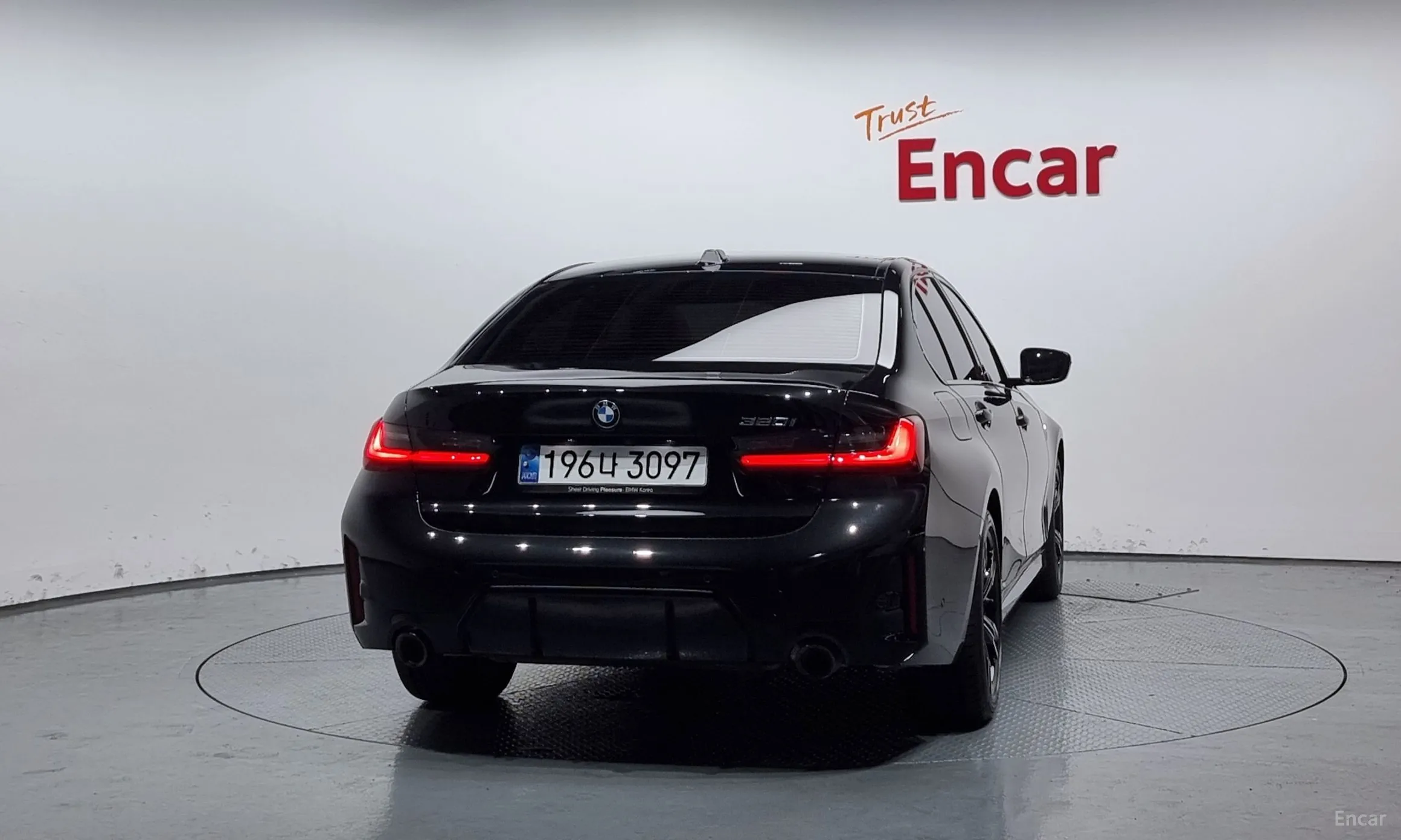 BMW 3 Series (G20) превью 3