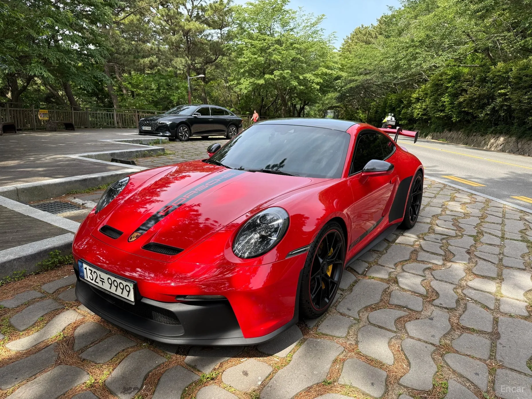 911 (992)