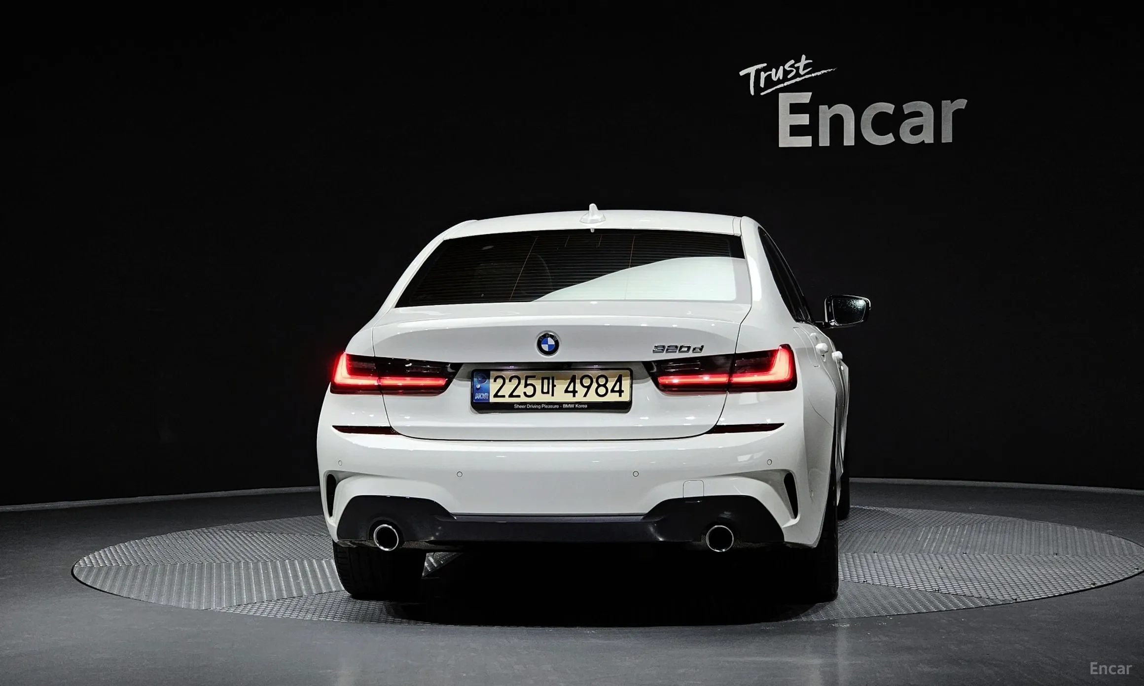 BMW 3 Series (G20) превью 3