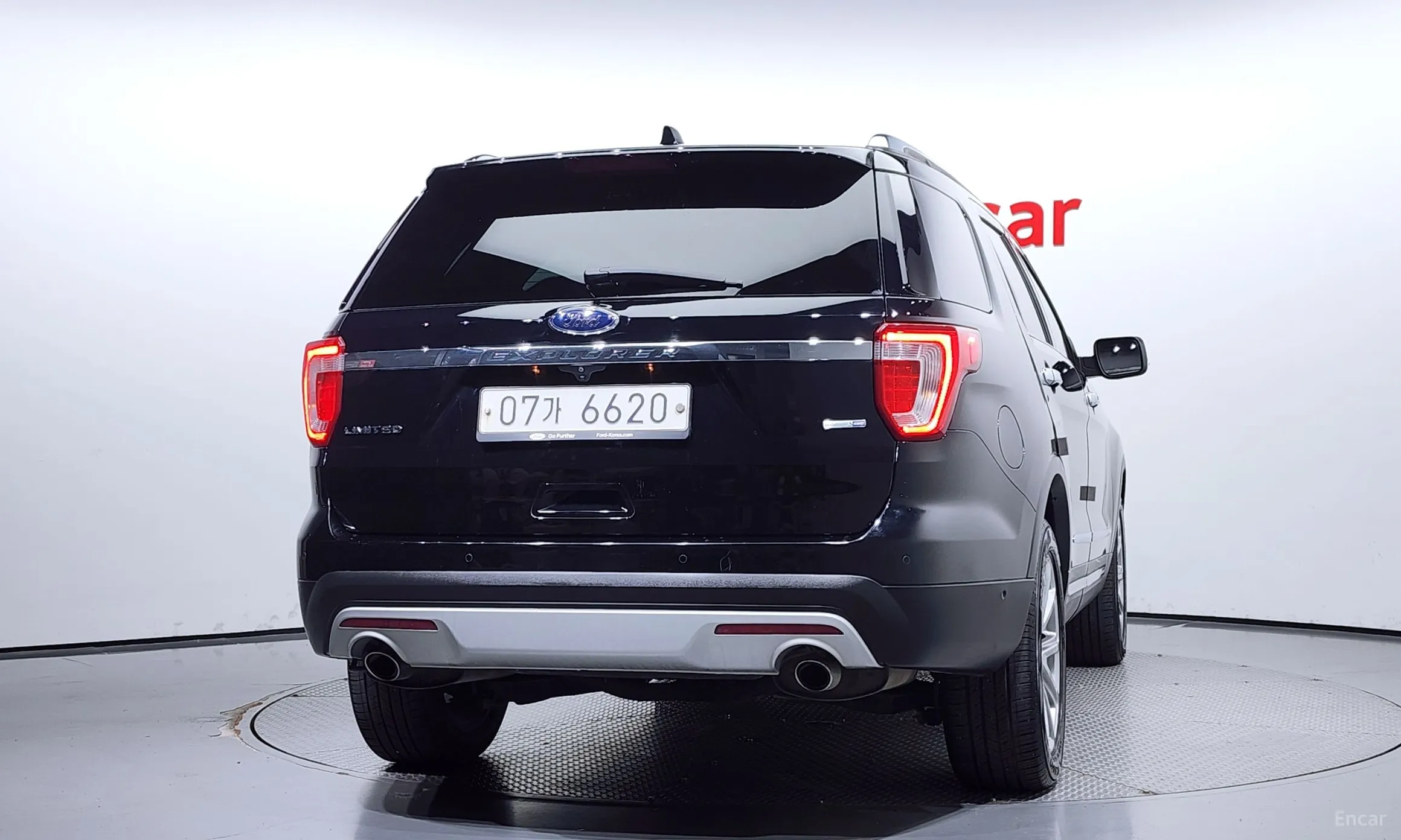Ford Explorer превью 4