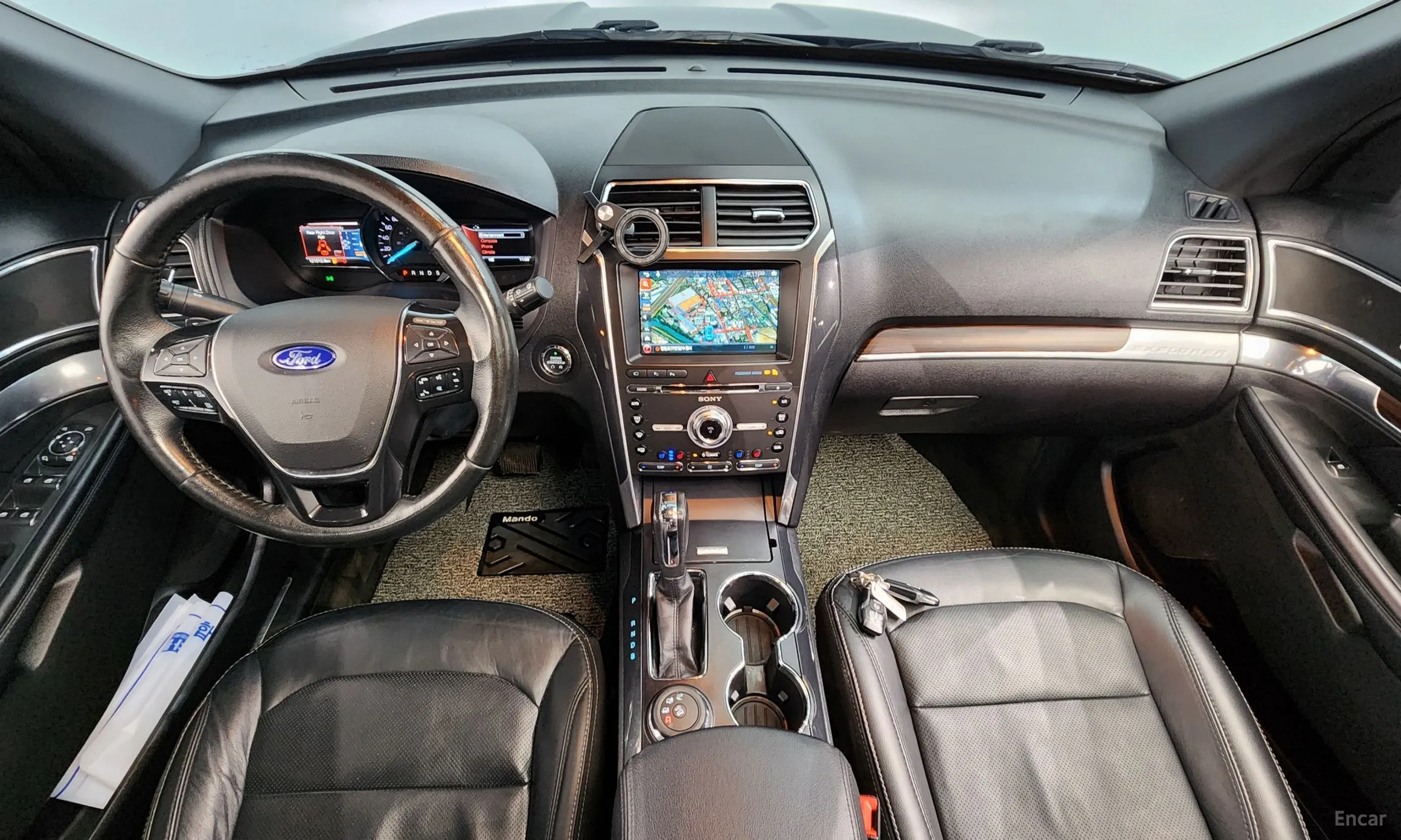 Ford Explorer превью 7