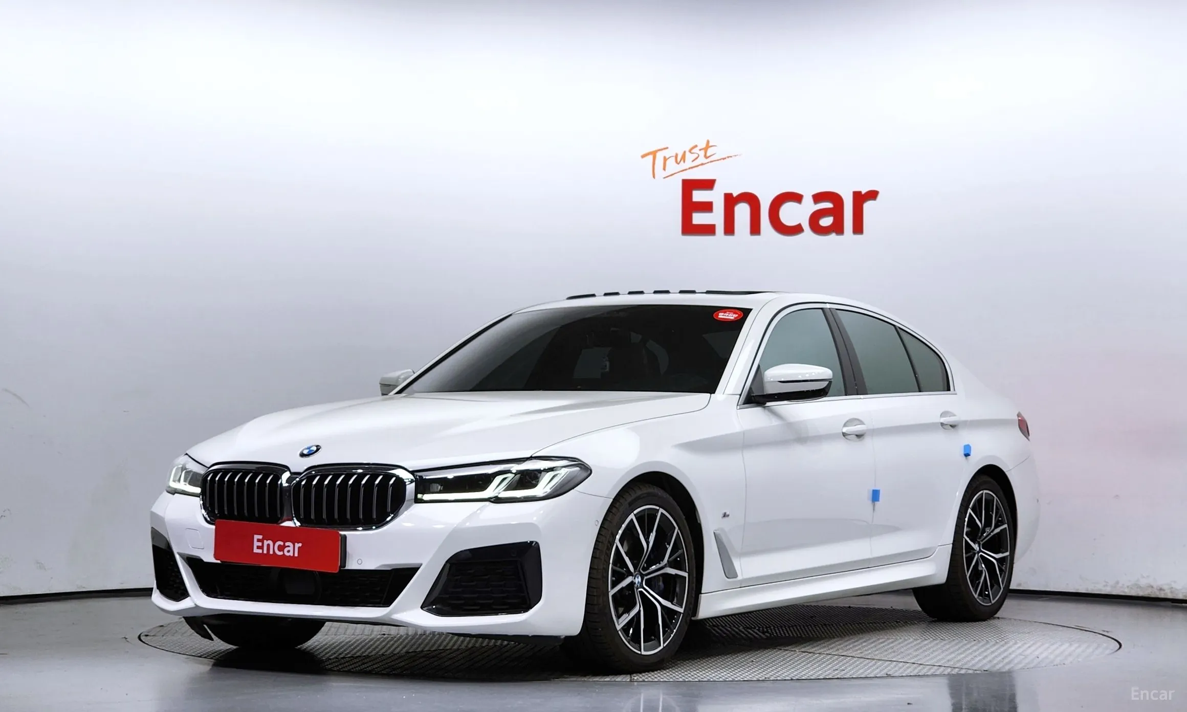 BMW 5 Series (G30)