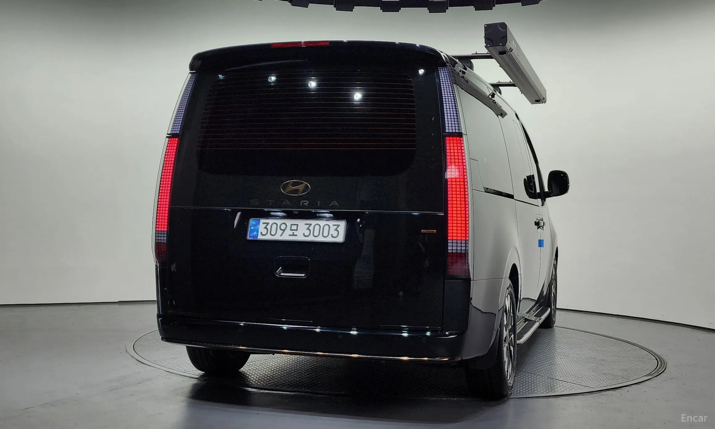 Hyundai Staria превью 3