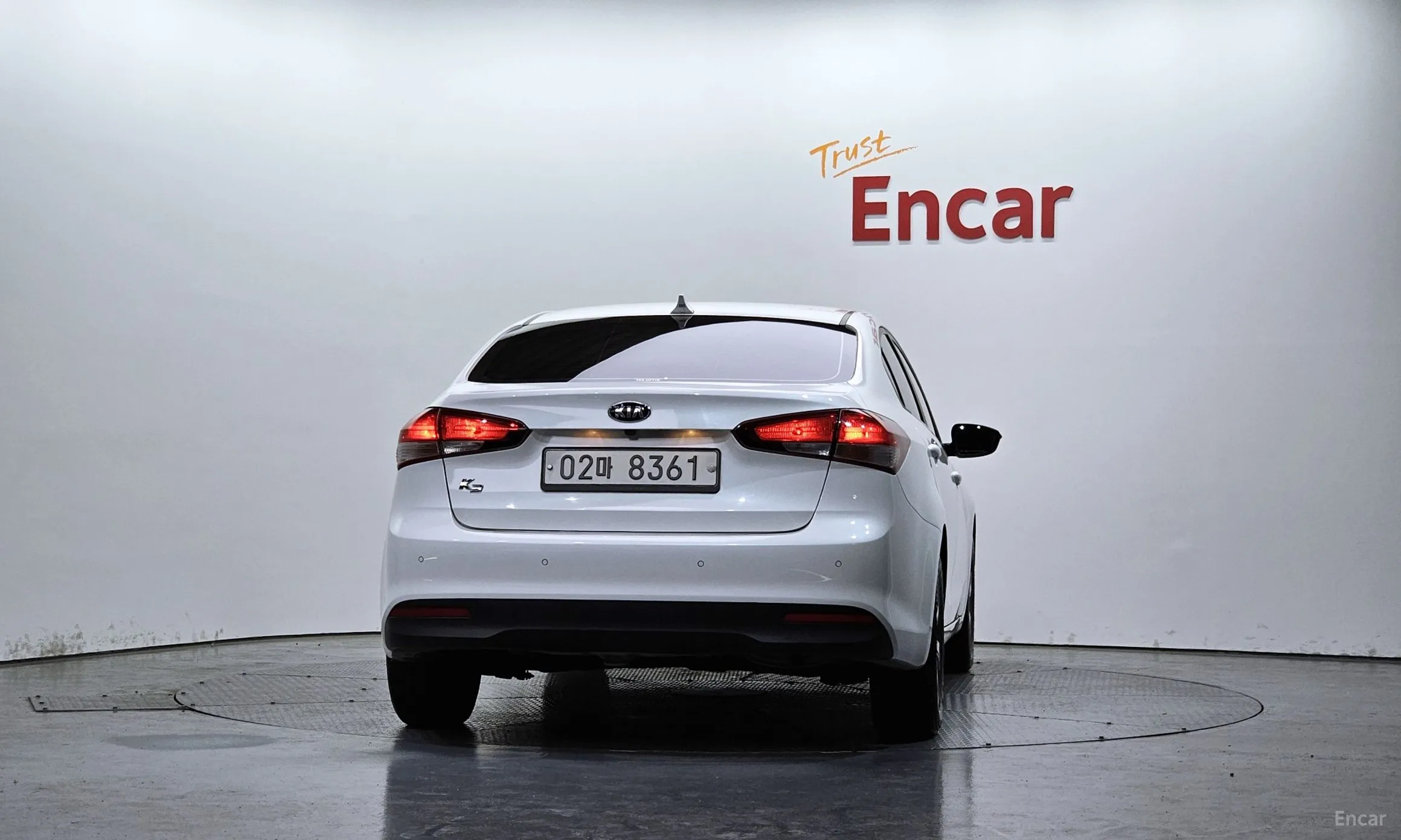 Kia K3 превью 3