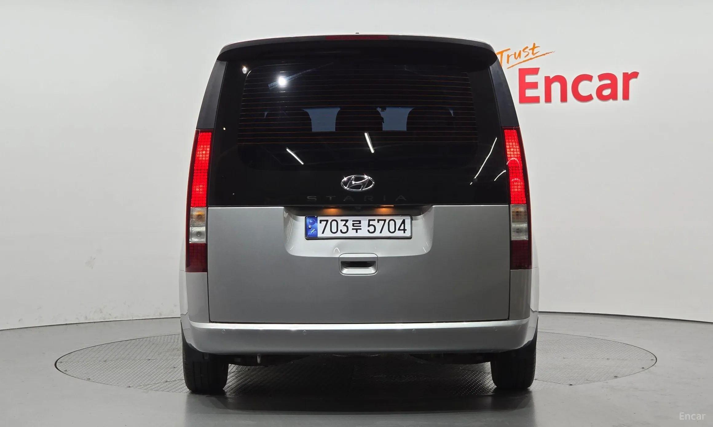 Hyundai Staria превью 3