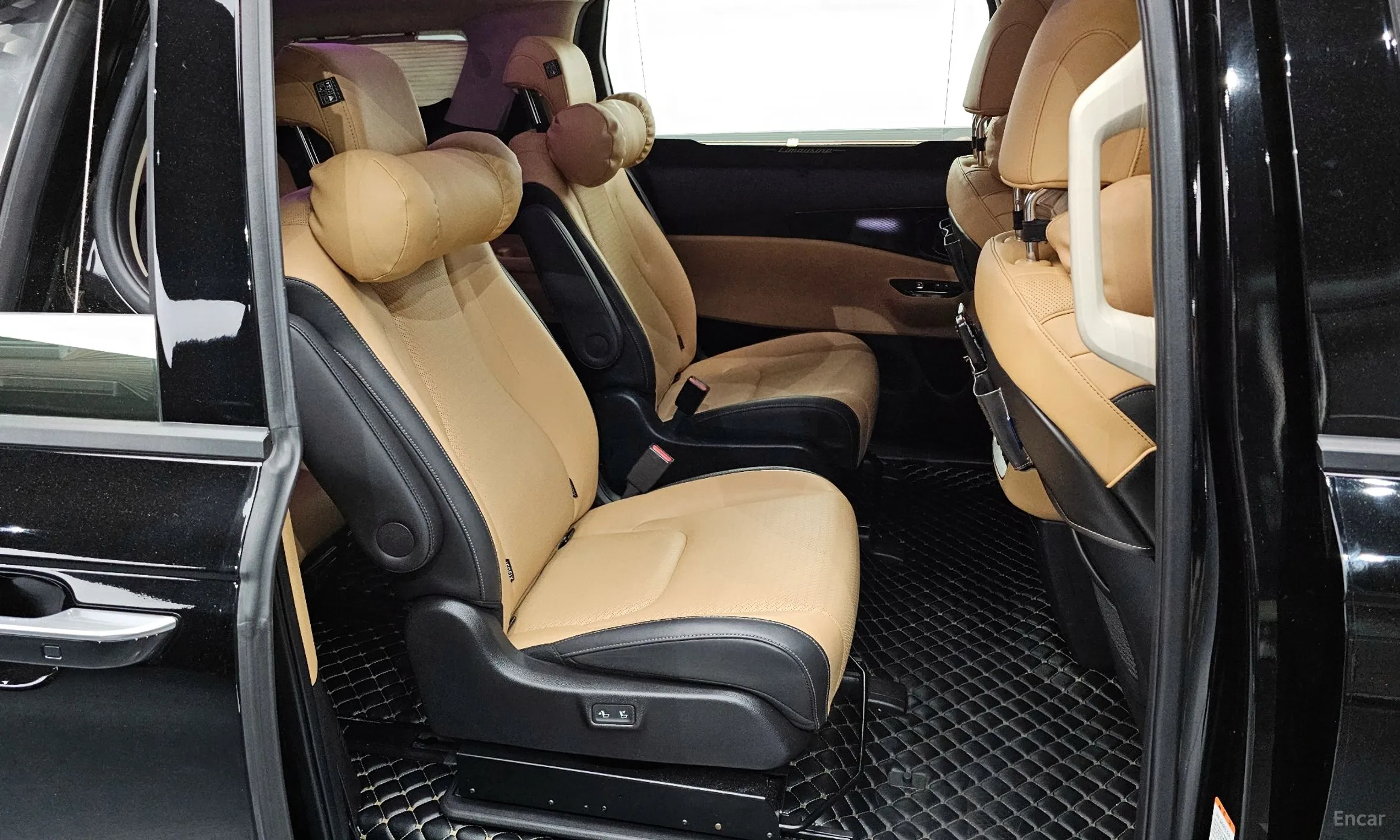 Kia Carnival Gen 4 превью 11