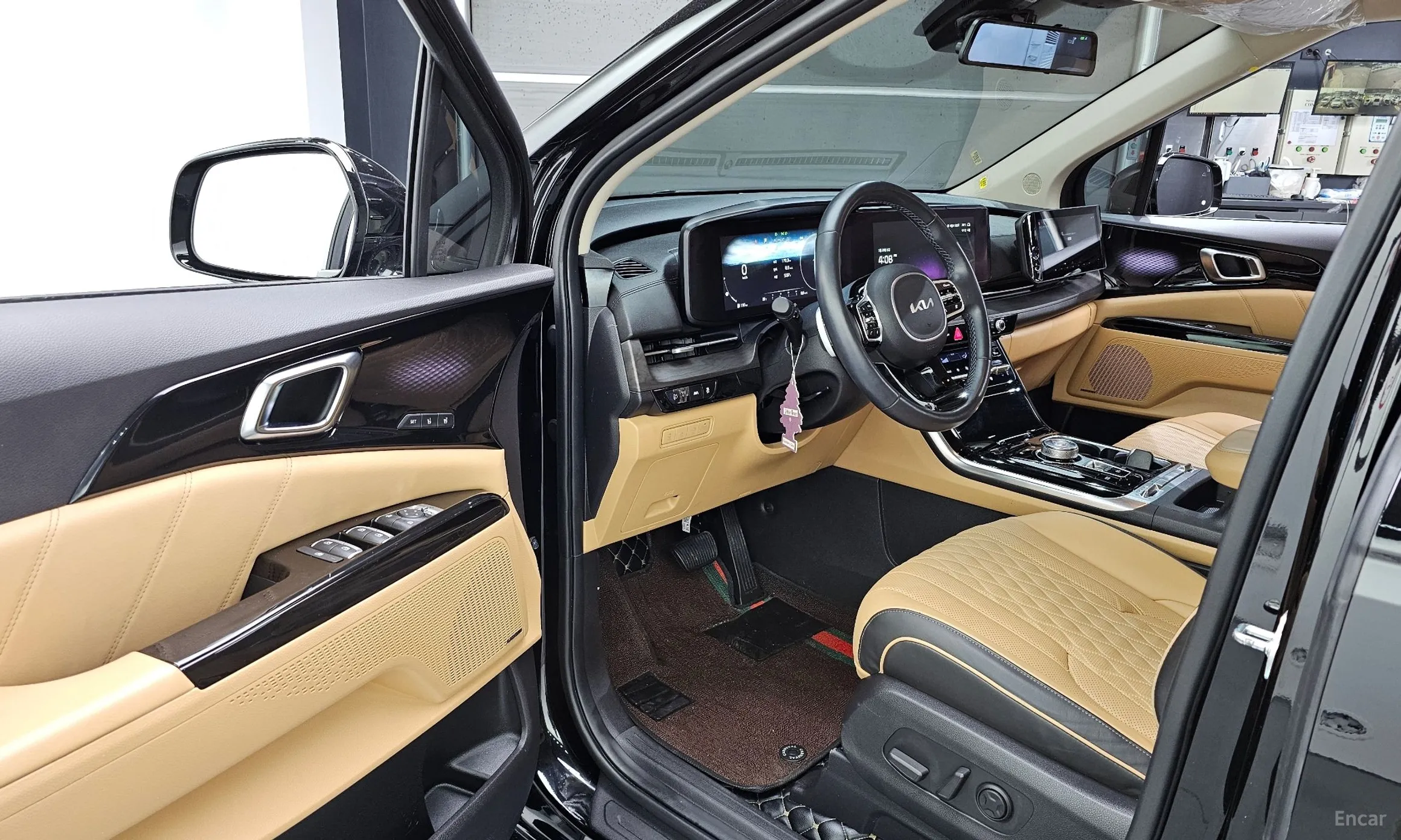 Kia Carnival Gen 4 превью 9