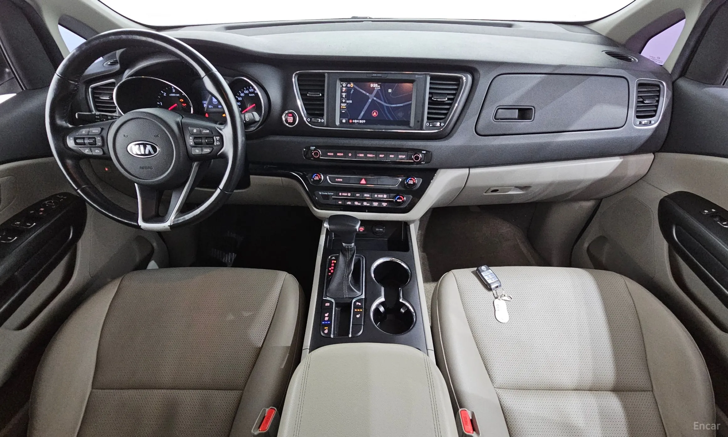 Kia Carnival превью 4