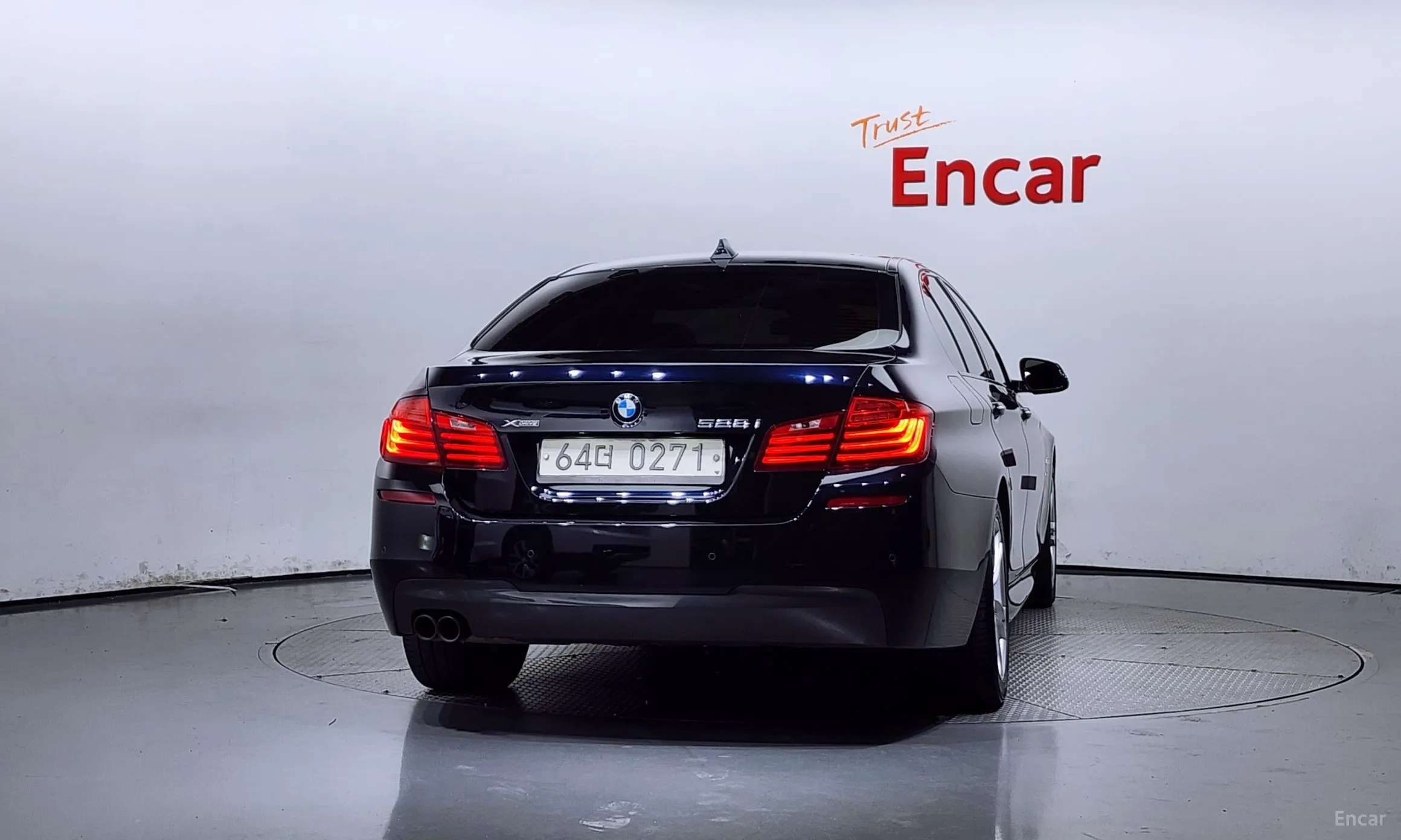 BMW 5 Series (F10) превью 3