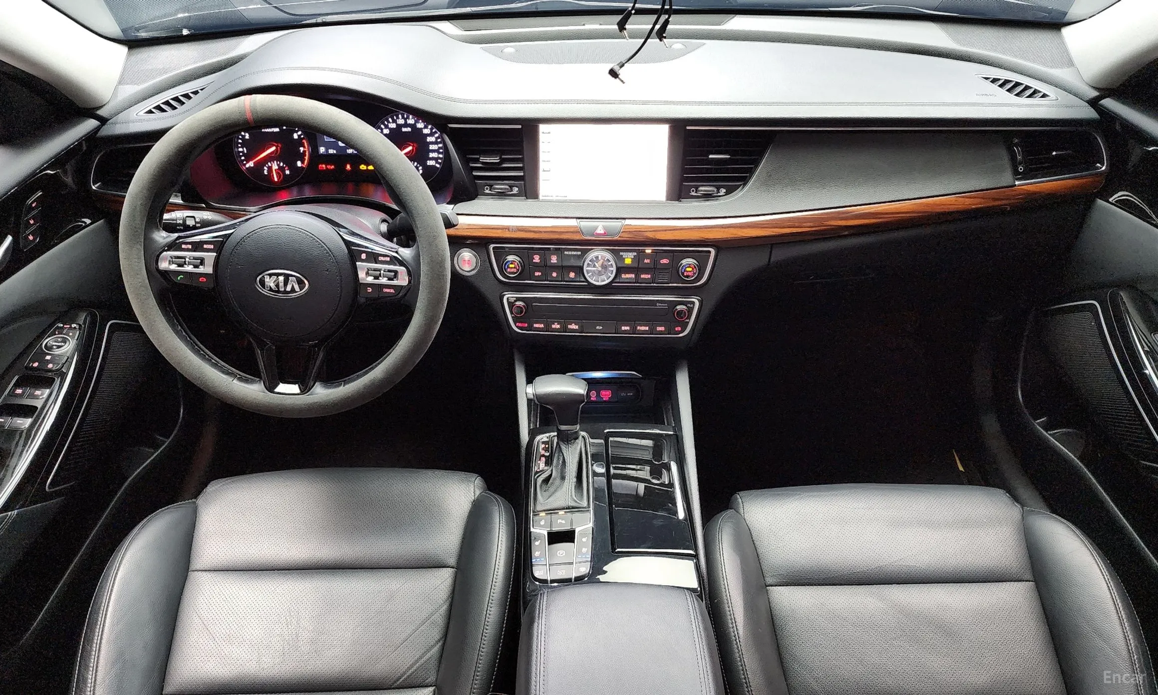 Kia K7 превью 4