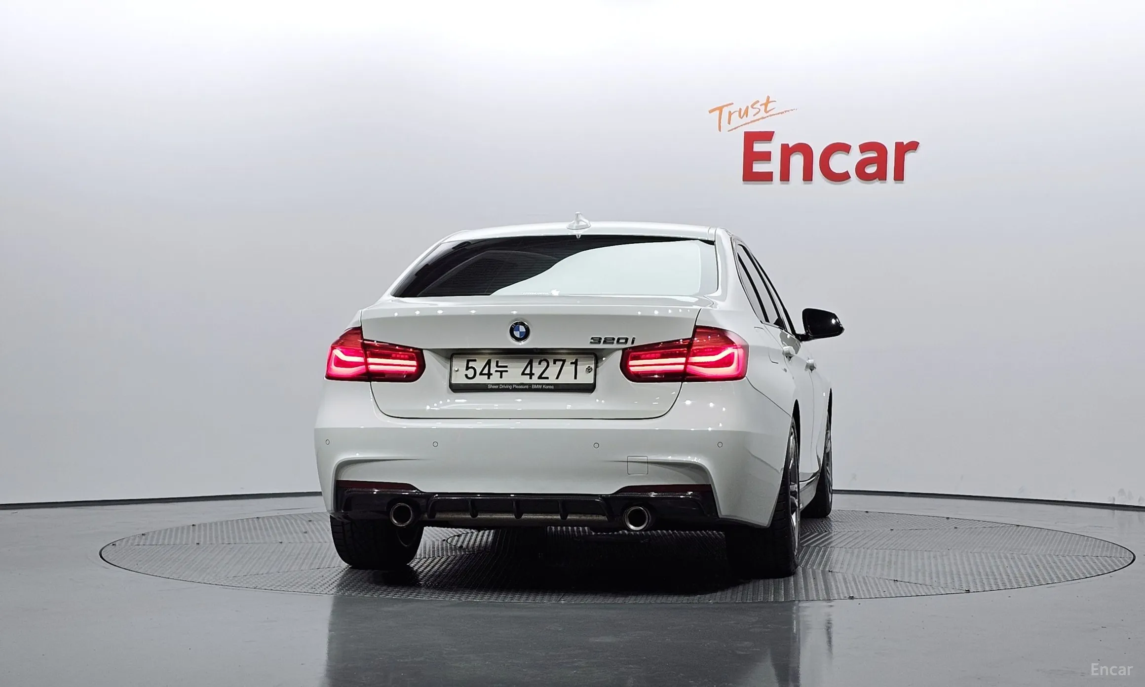 BMW 3 Series (F30) превью 3