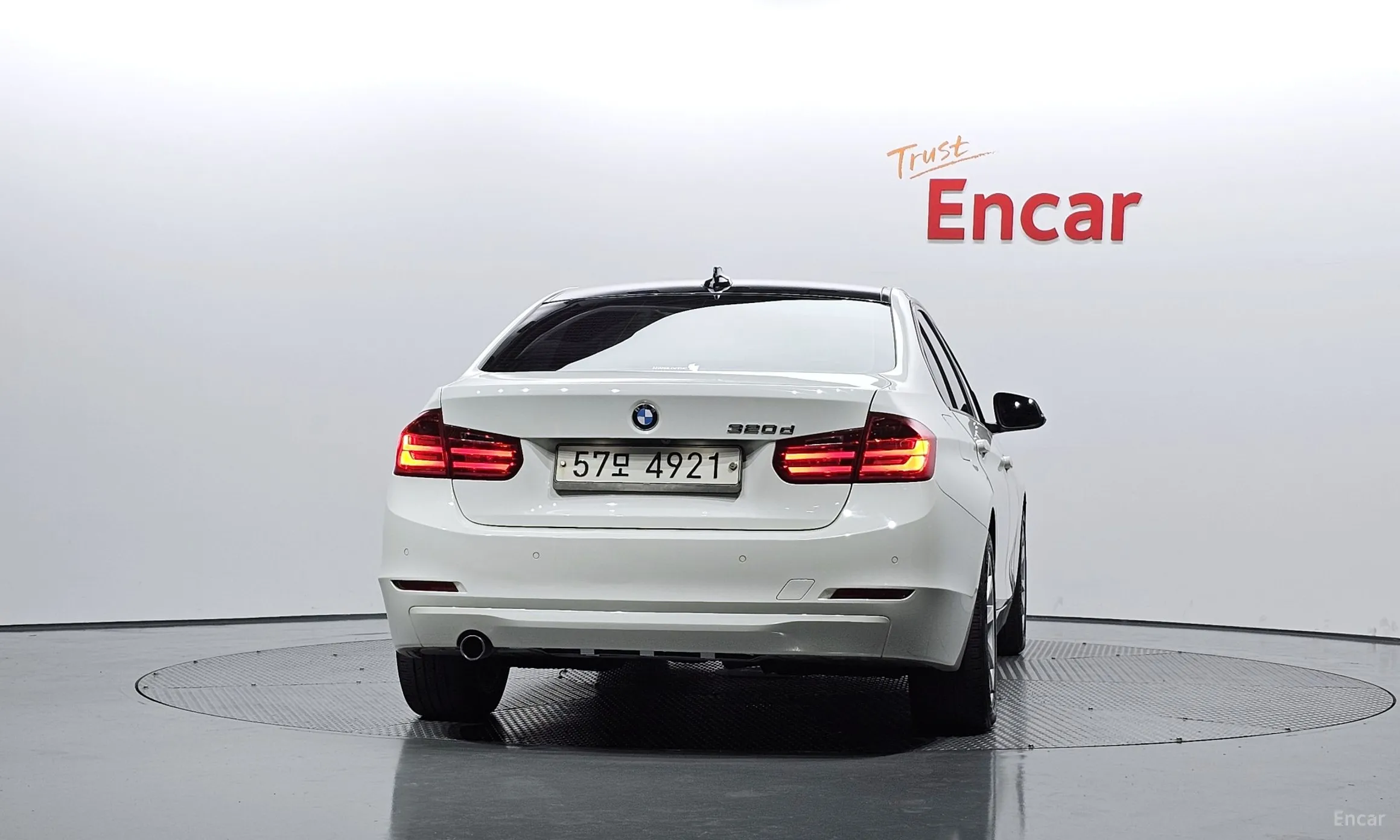BMW 3 Series (F30) превью 3