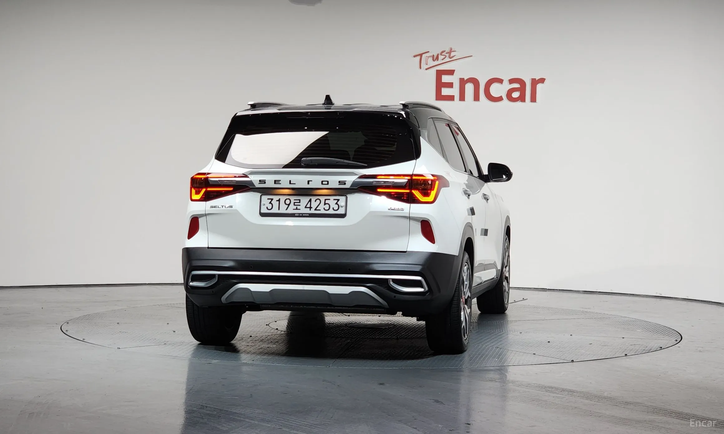 Kia Seltos превью 3