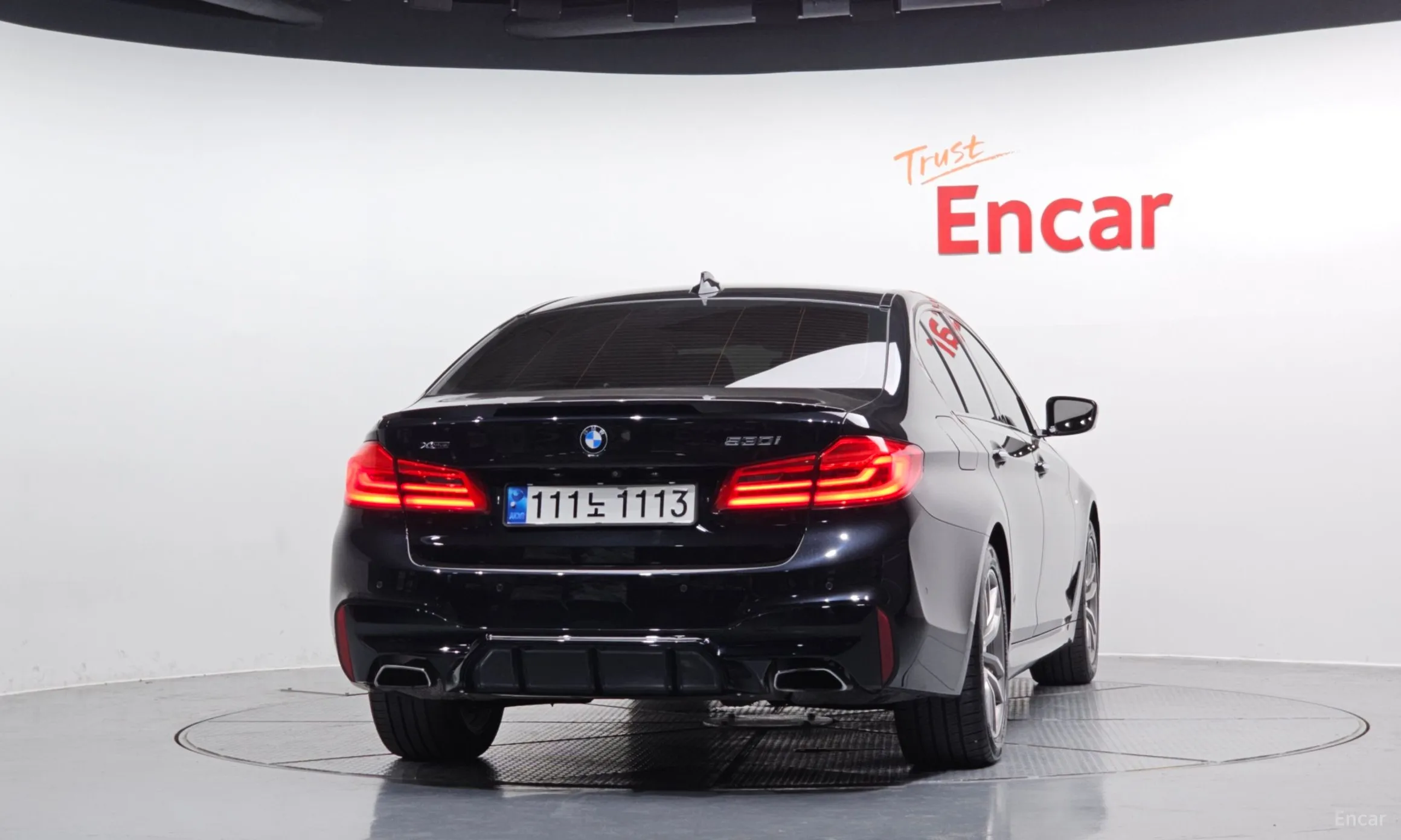 BMW 5 Series (G30) превью 3