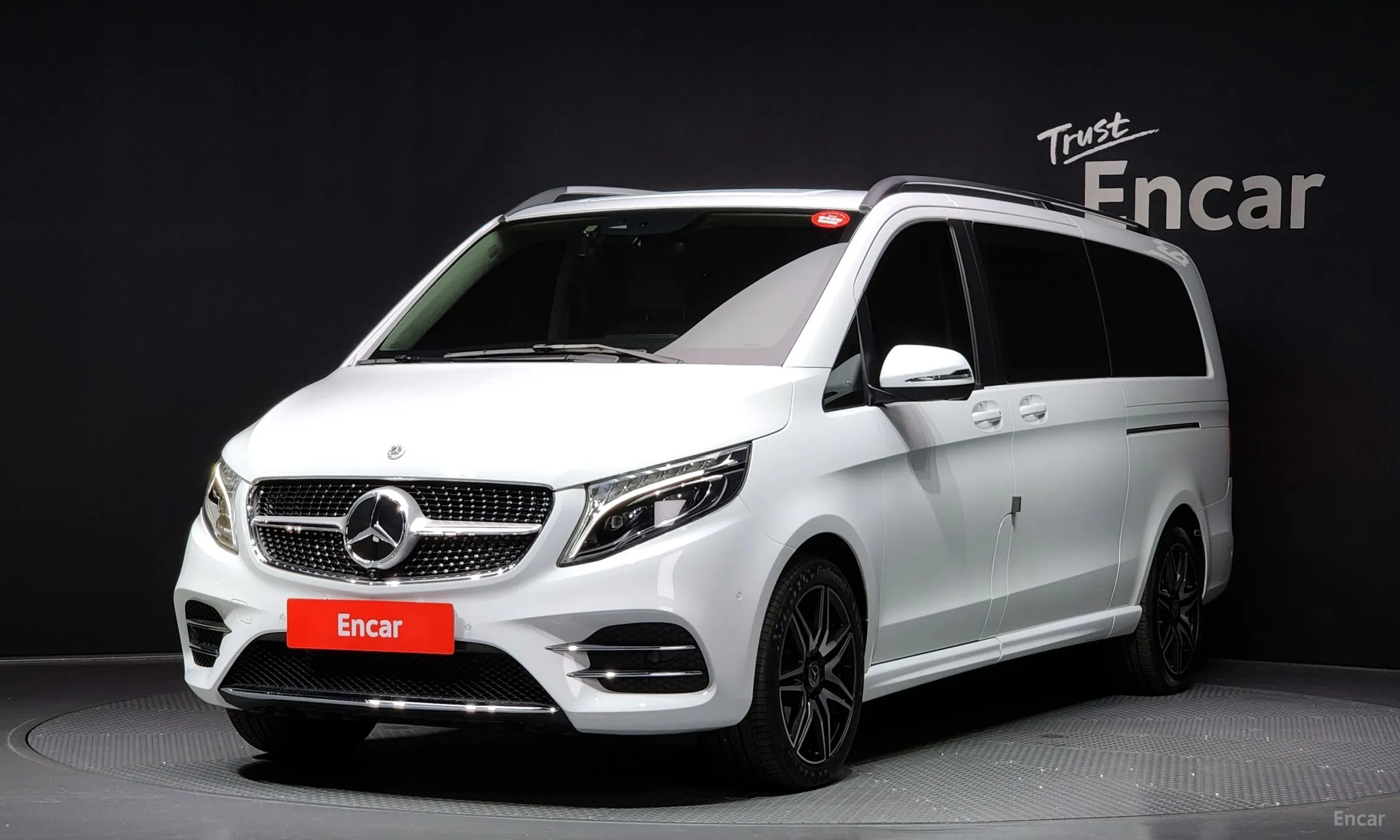 Mercedes Benz V-Class
