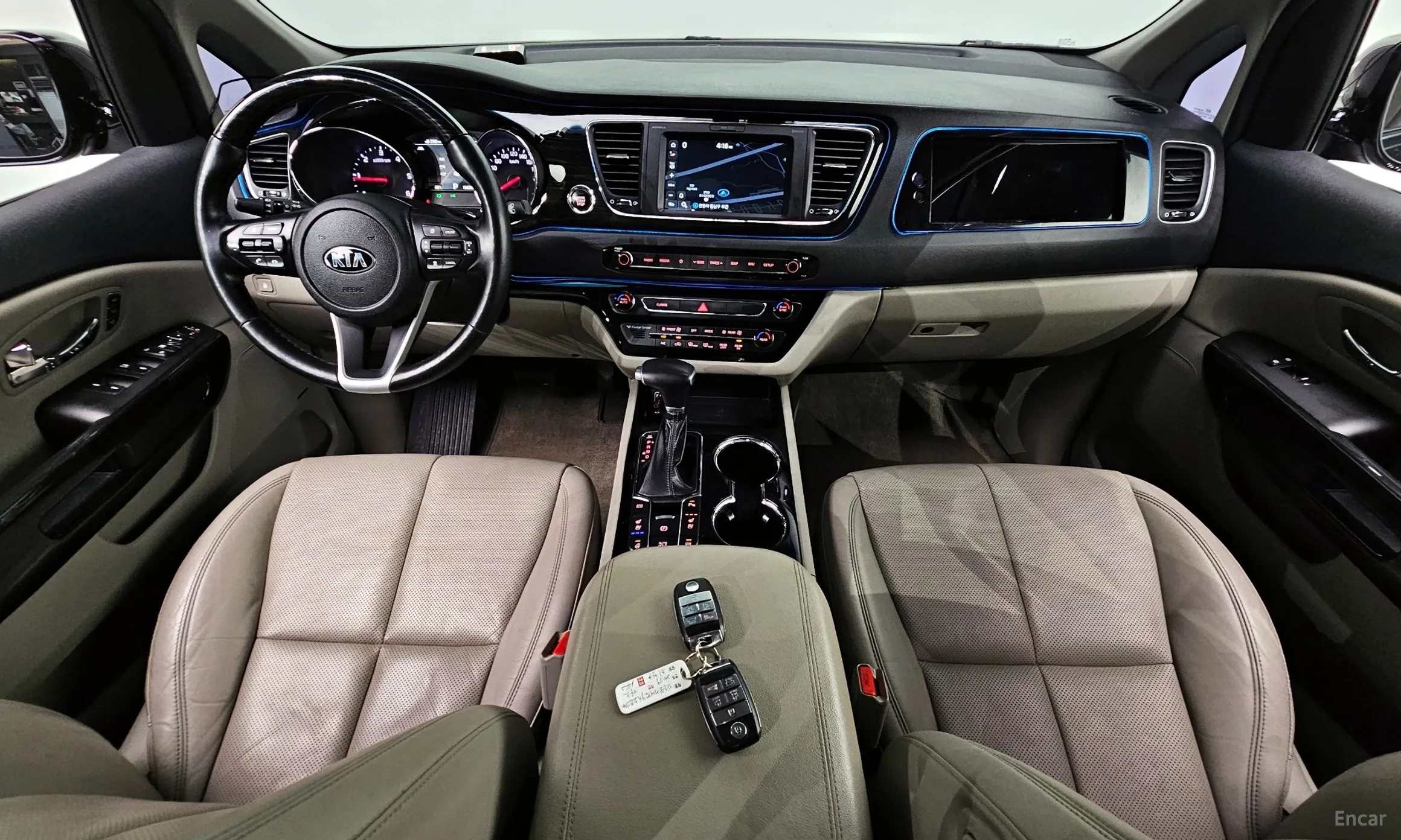 Kia Carnival превью 4