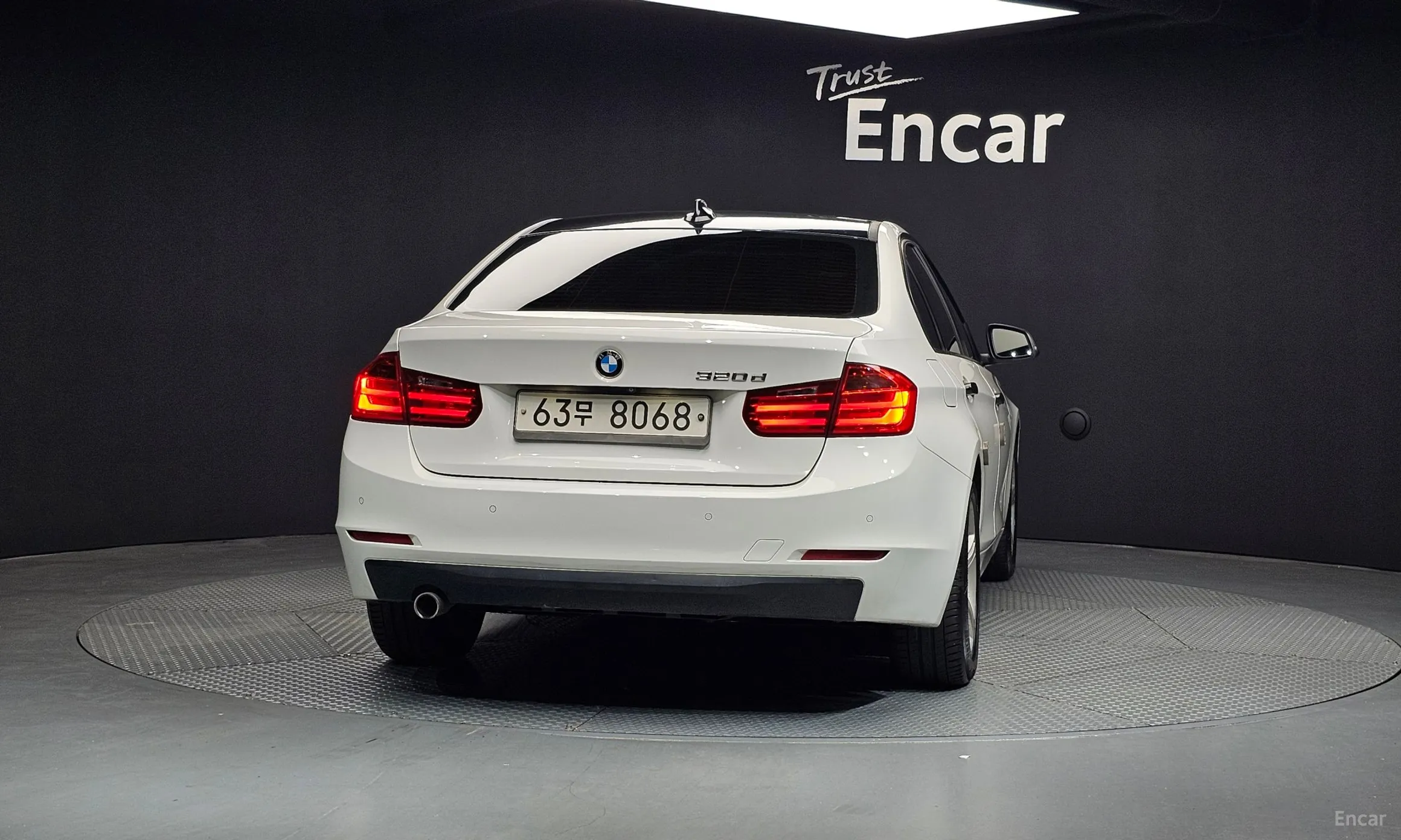 BMW 3 Series (F30) превью 3