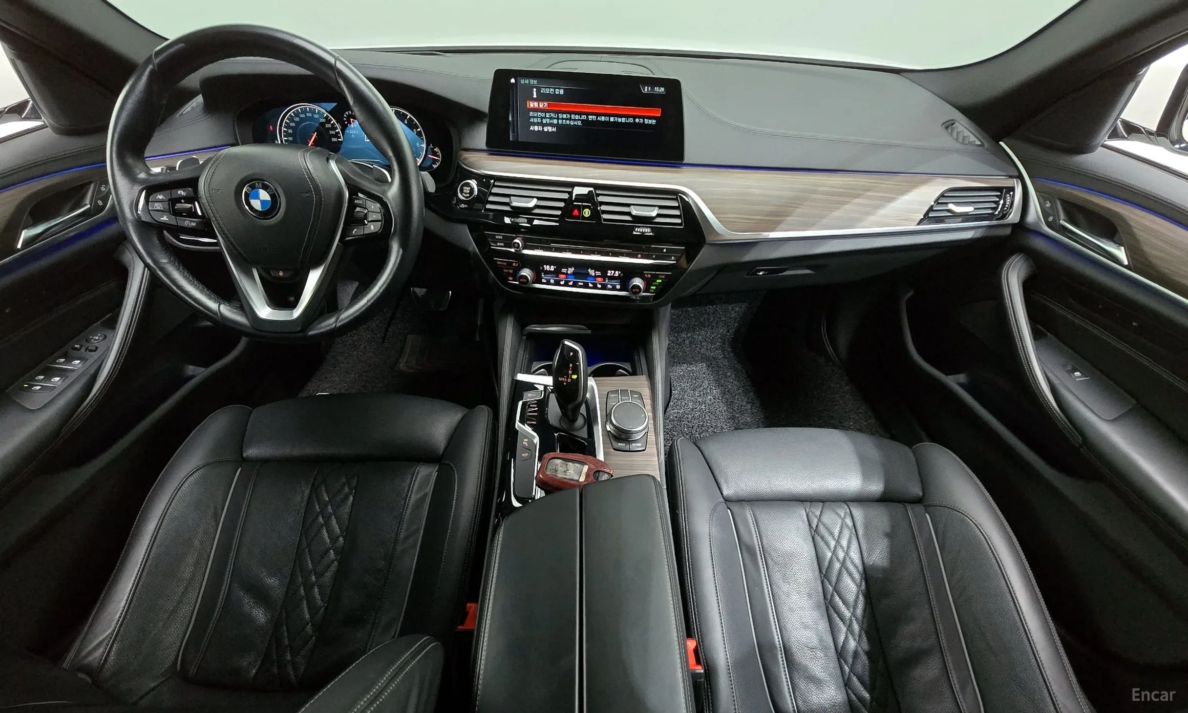 BMW 5 Series (G30) превью 4