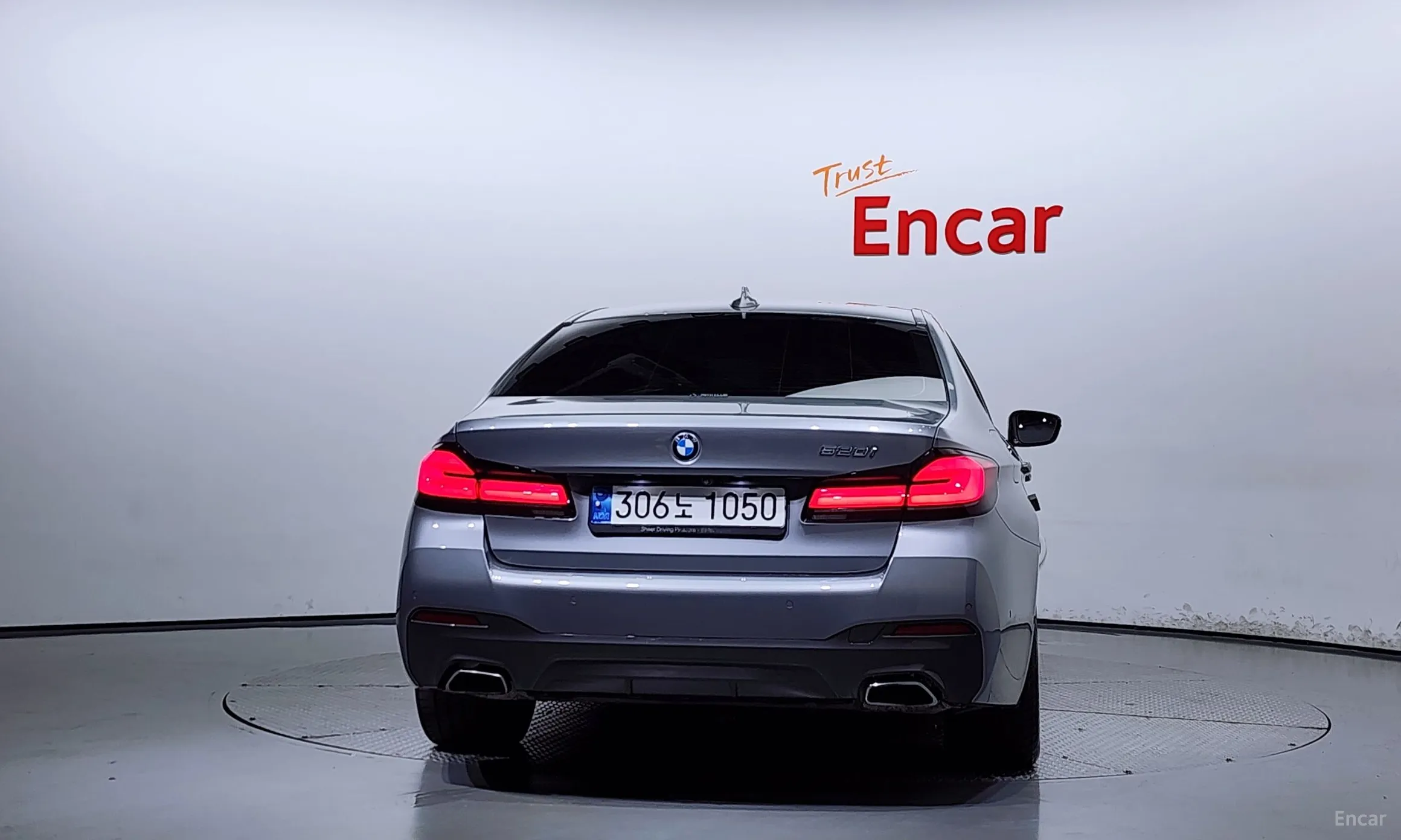 BMW 5 Series (G30) превью 3