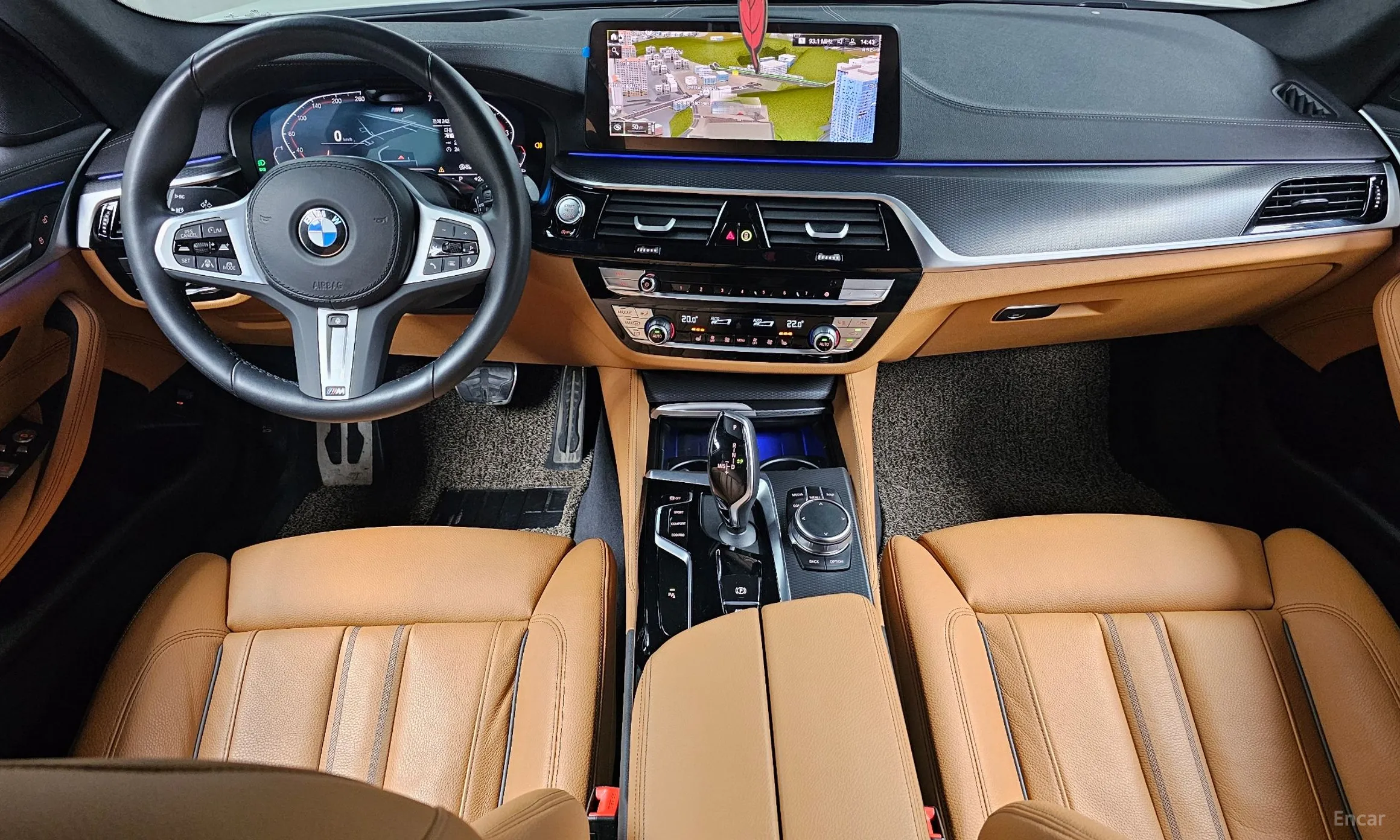 BMW 5 Series (G30) превью 4