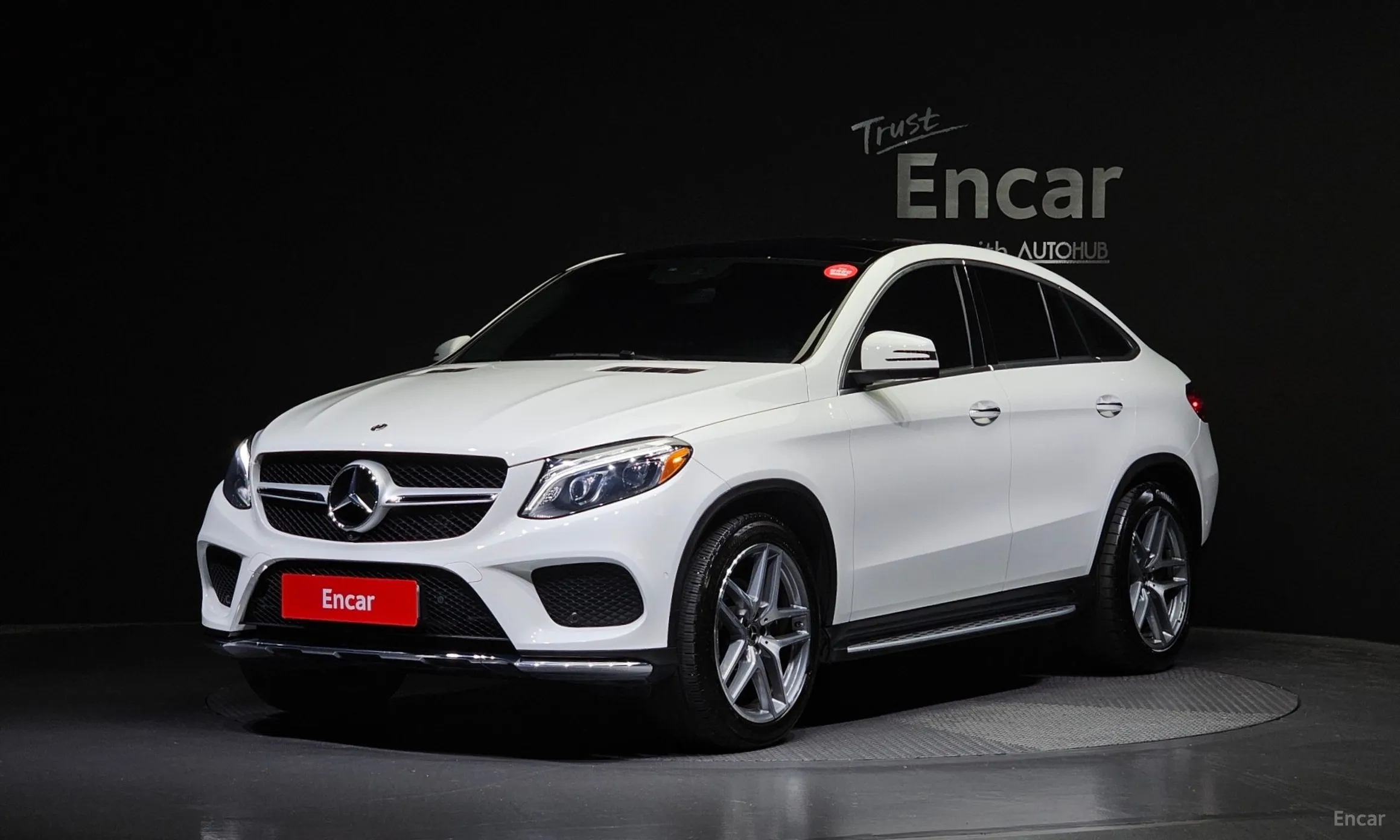 Mercedes Benz GLE-Class W166