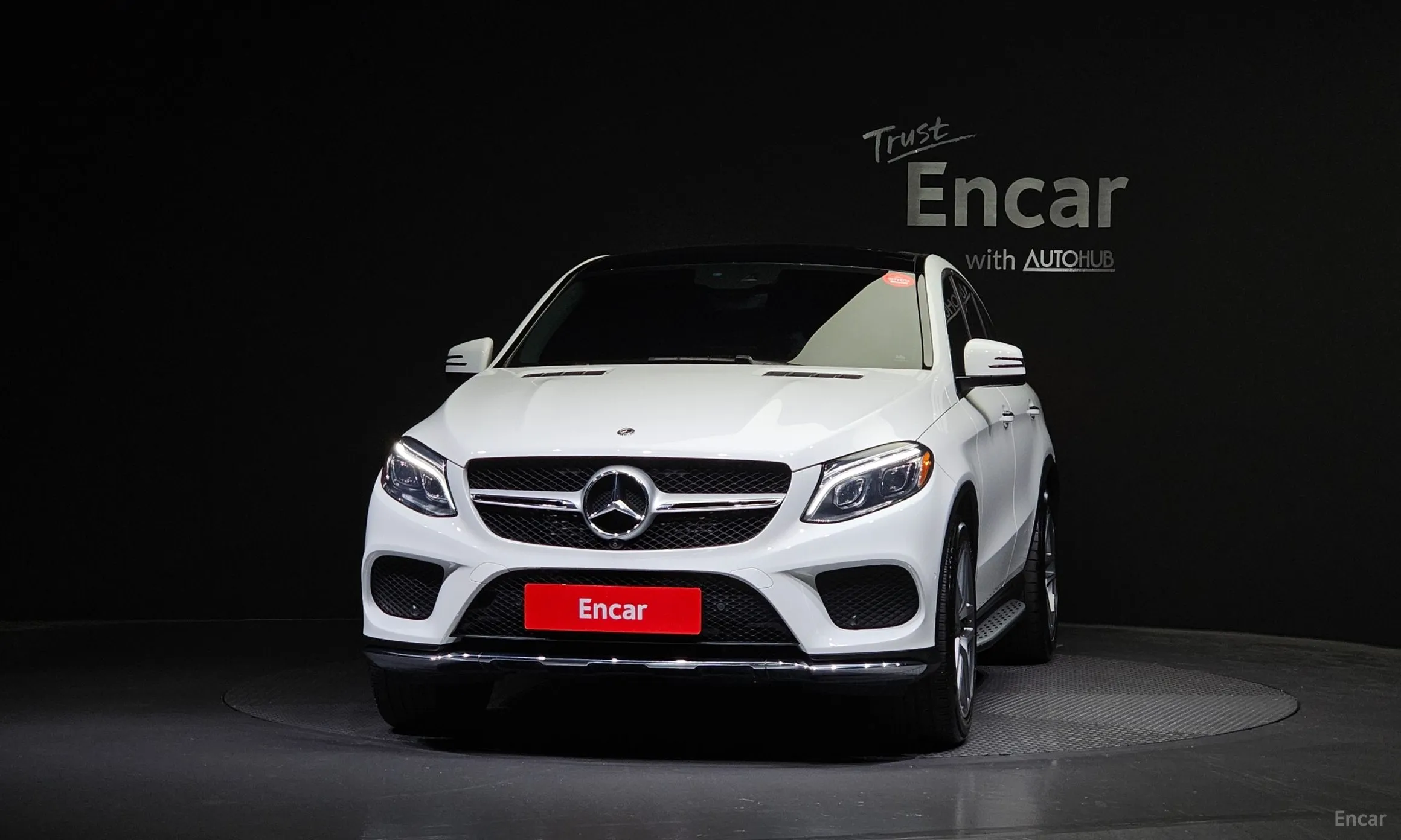 Mercedes Benz GLE-Class W166