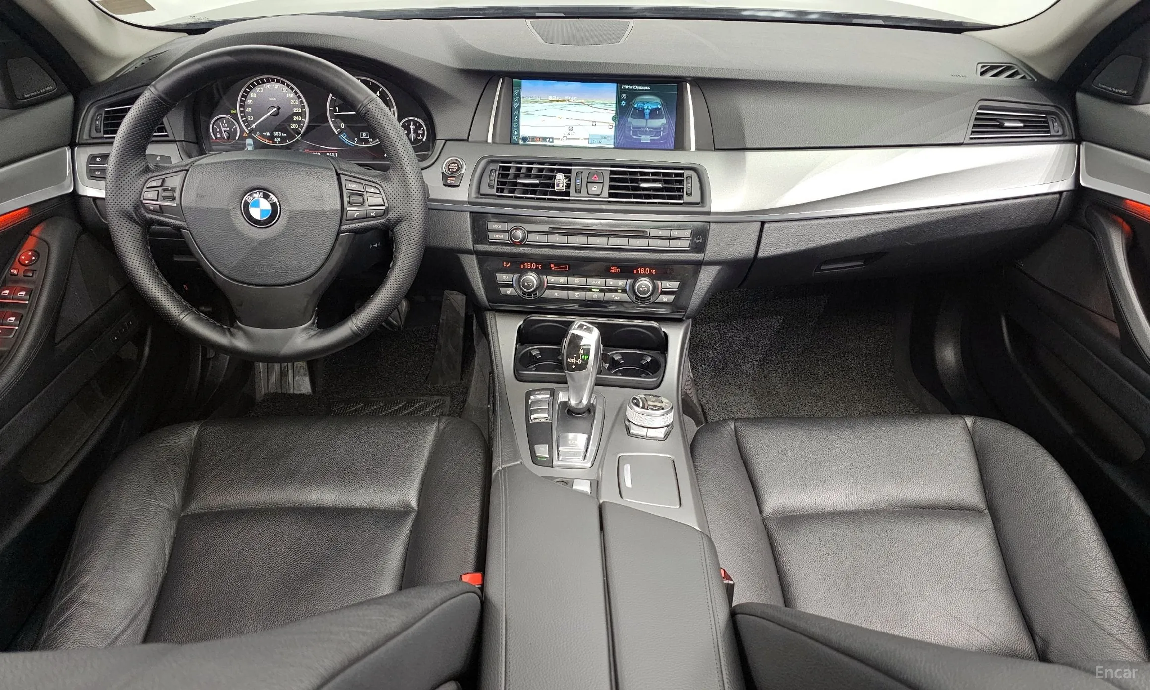 BMW 5 Series (F10) превью 4