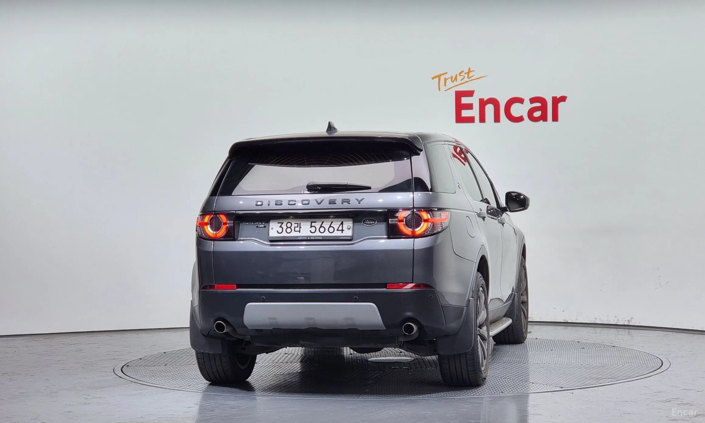 Land Rover Discovery Sports превью 3