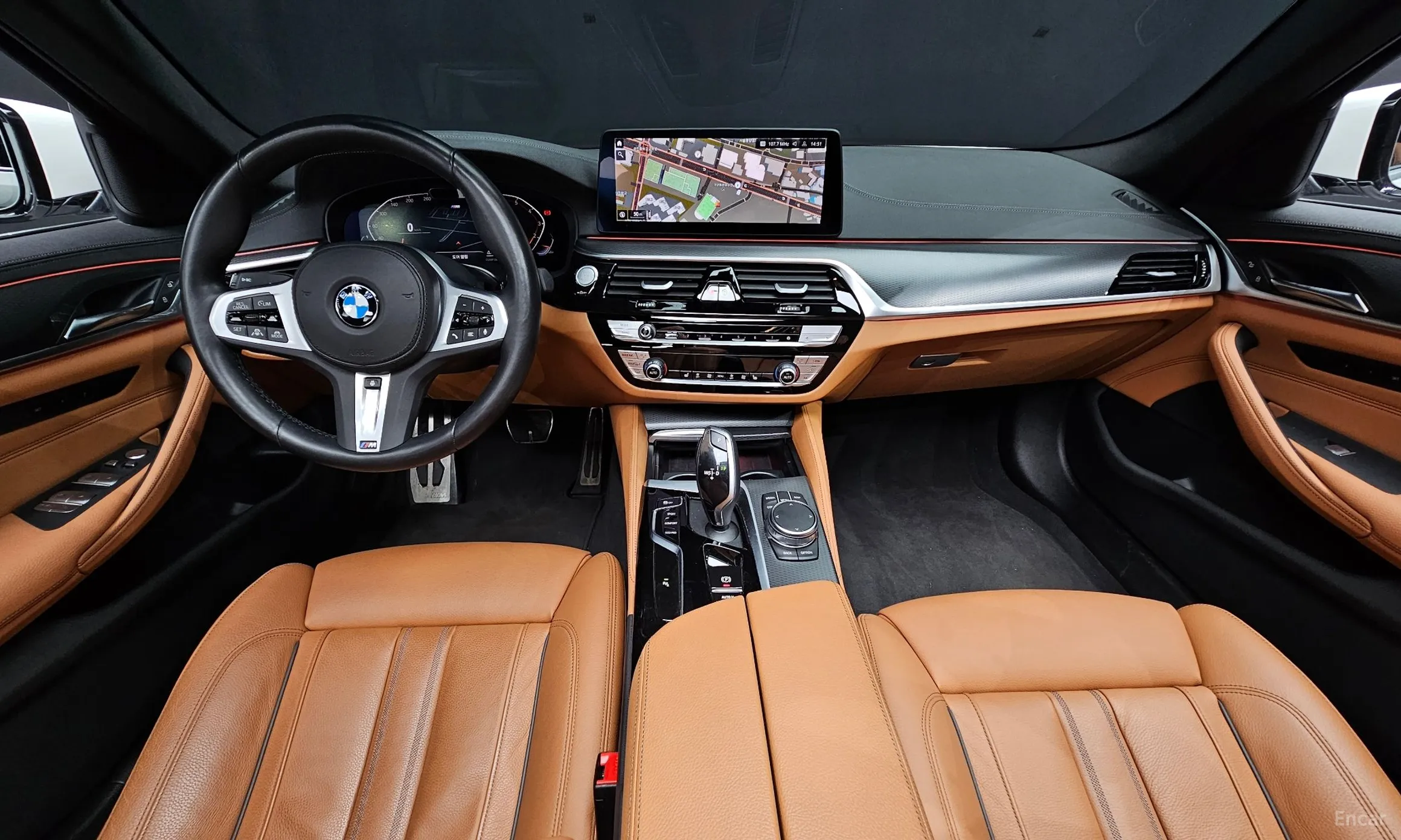 BMW 5 Series (G30) превью 4