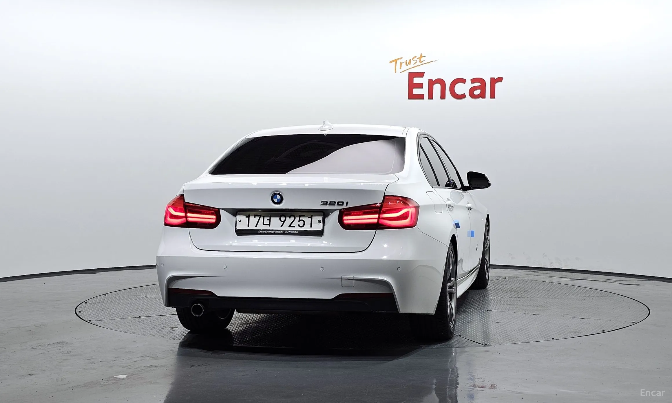 BMW 3 Series (F30) превью 3