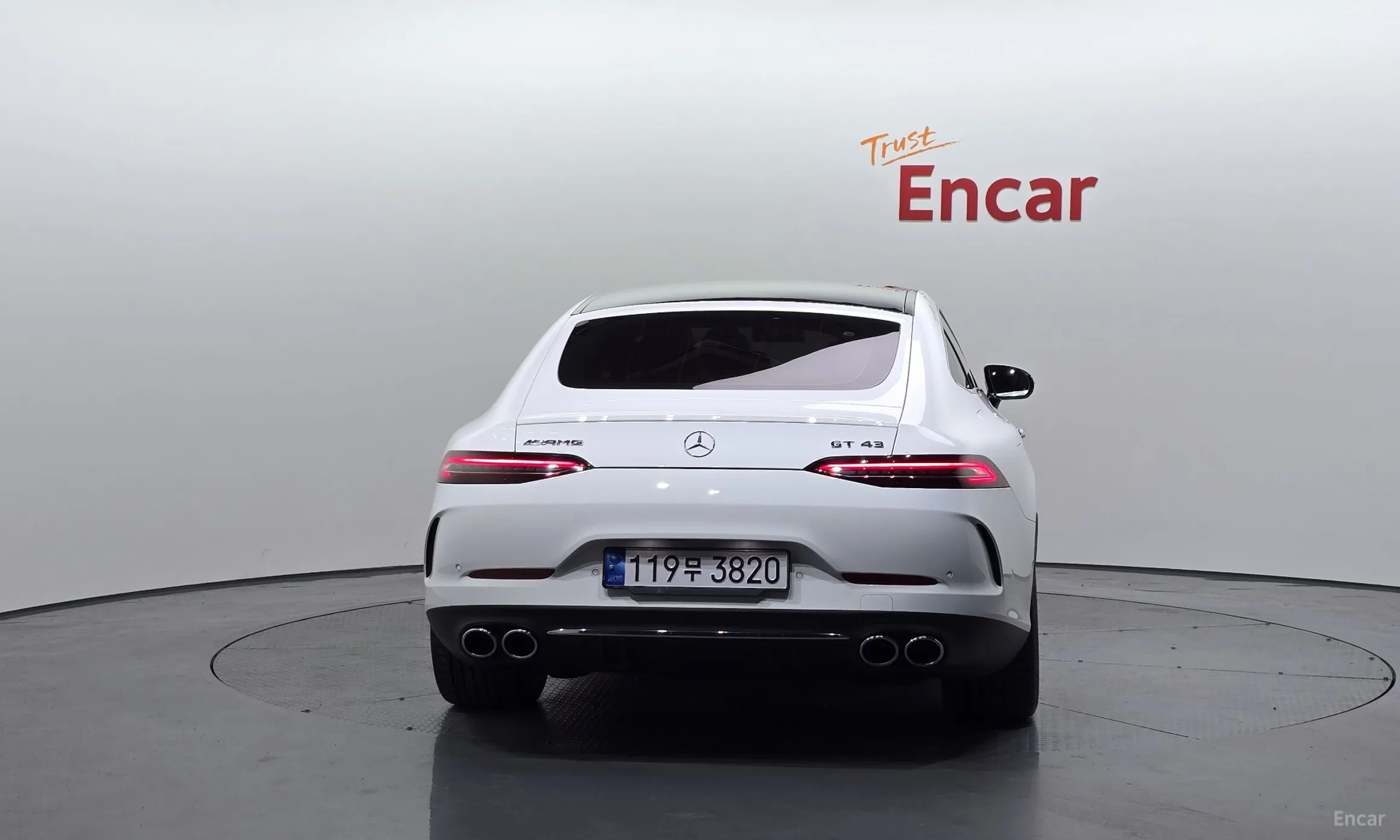 Mercedes Benz AMG GT превью 3