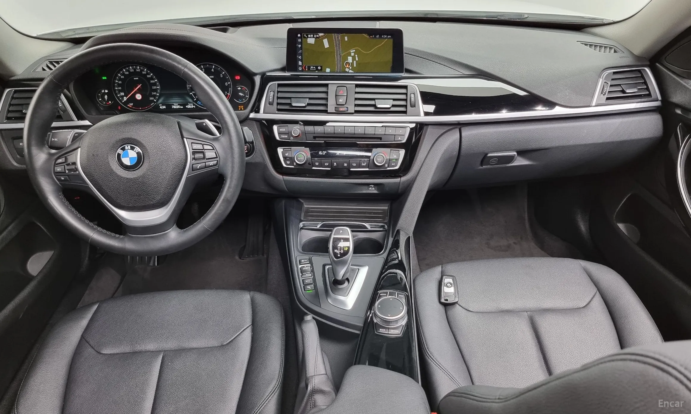 BMW Series 4 (F32) превью 4
