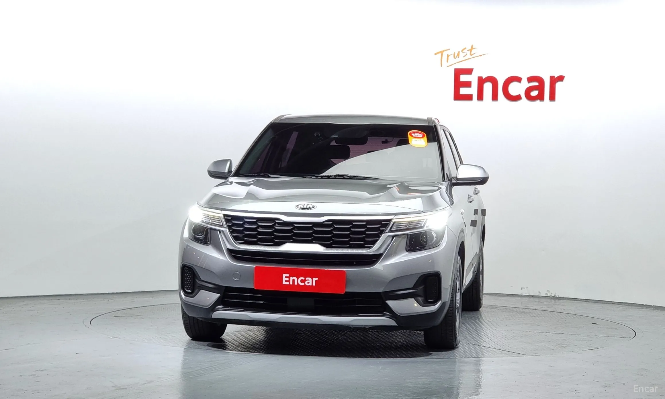 Kia Seltos превью 2