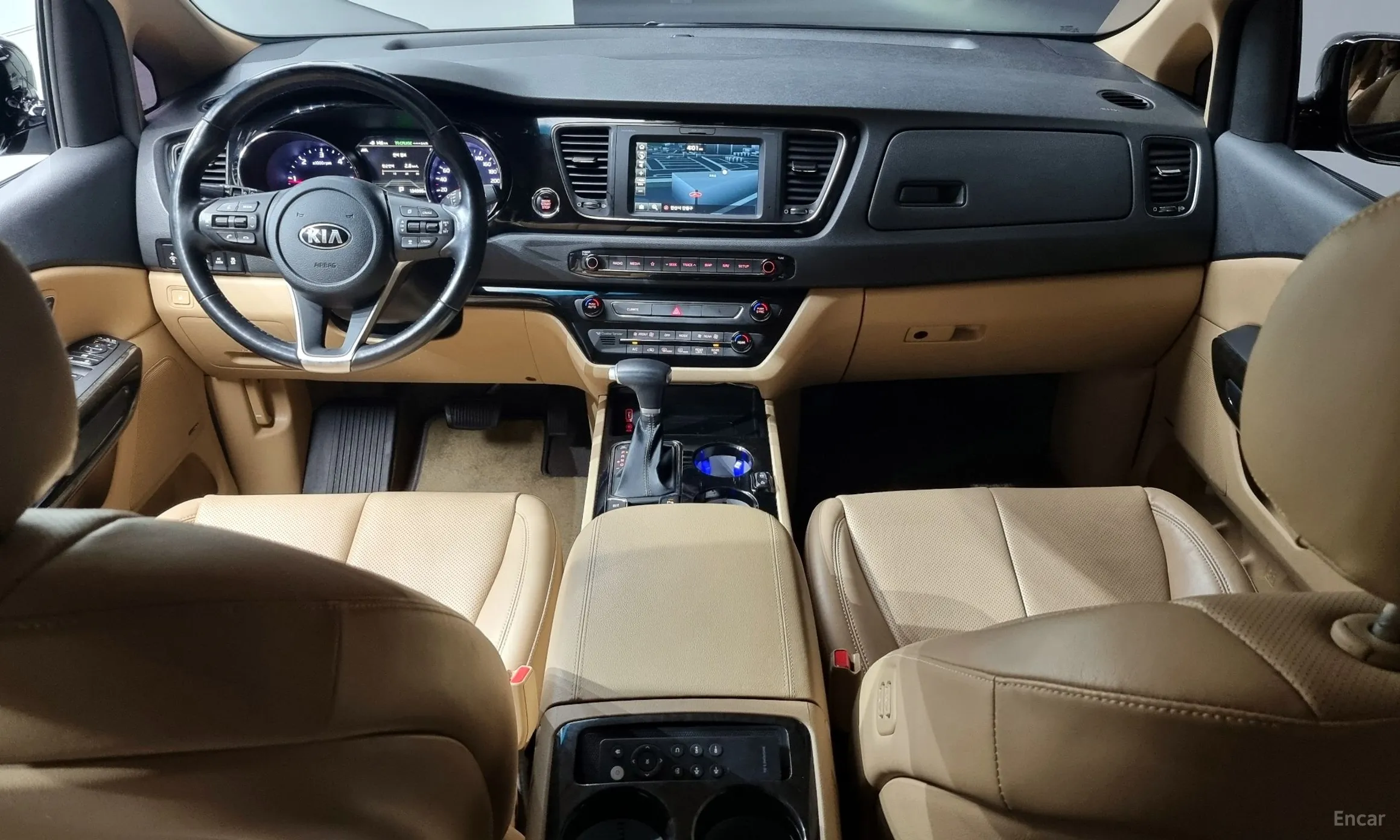 Kia Carnival превью 4