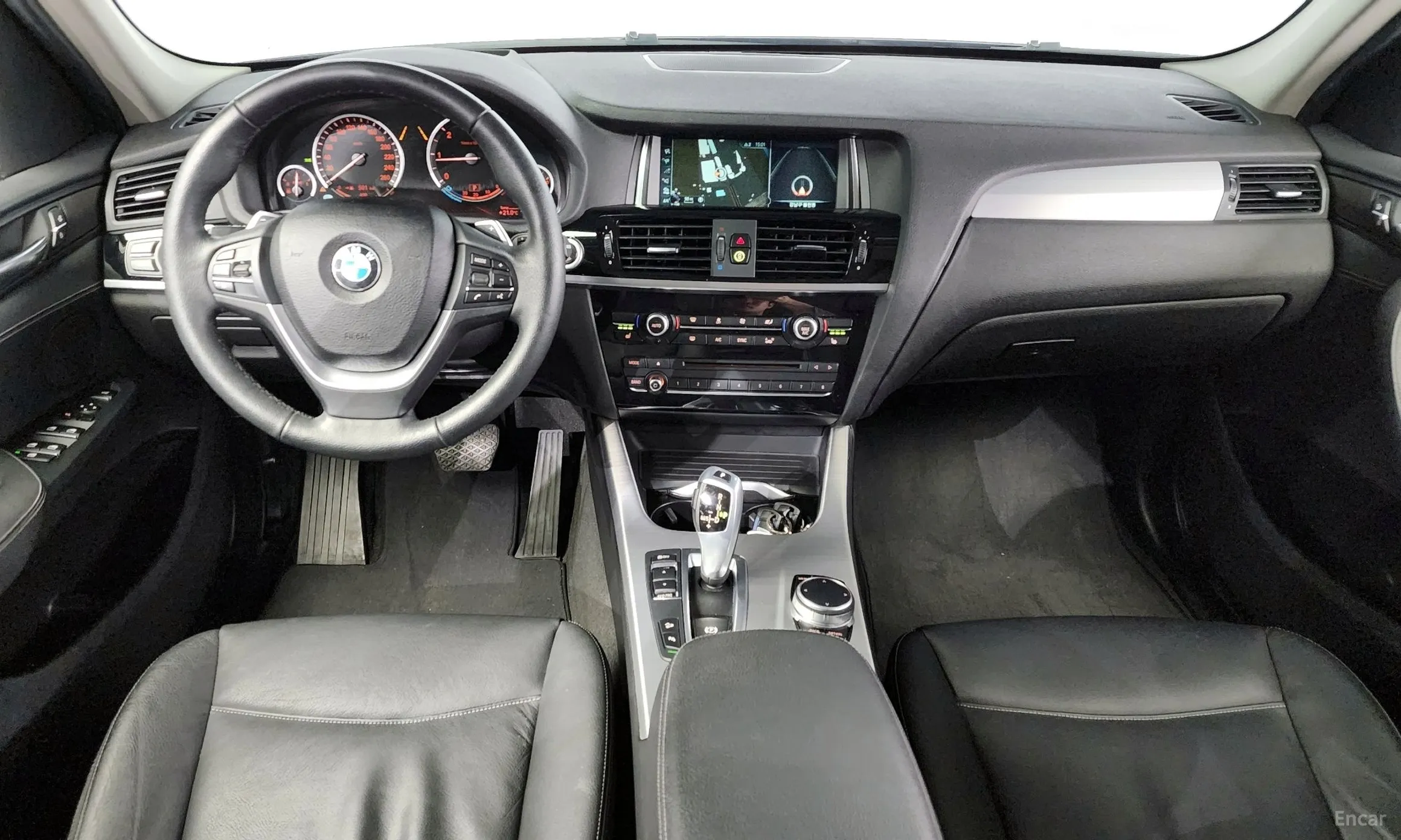 BMW X3 (F25) превью 4