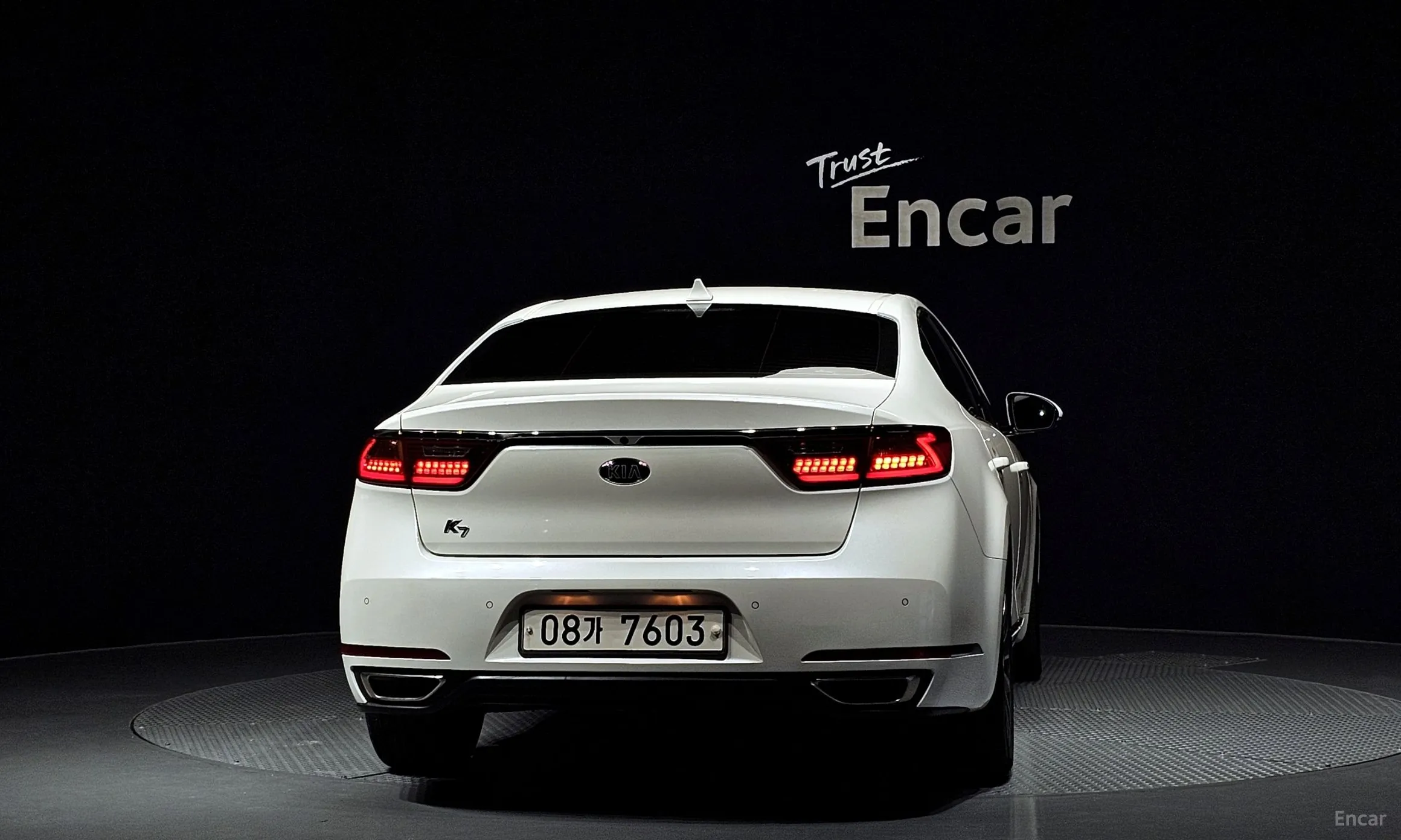 Kia K7 превью 3