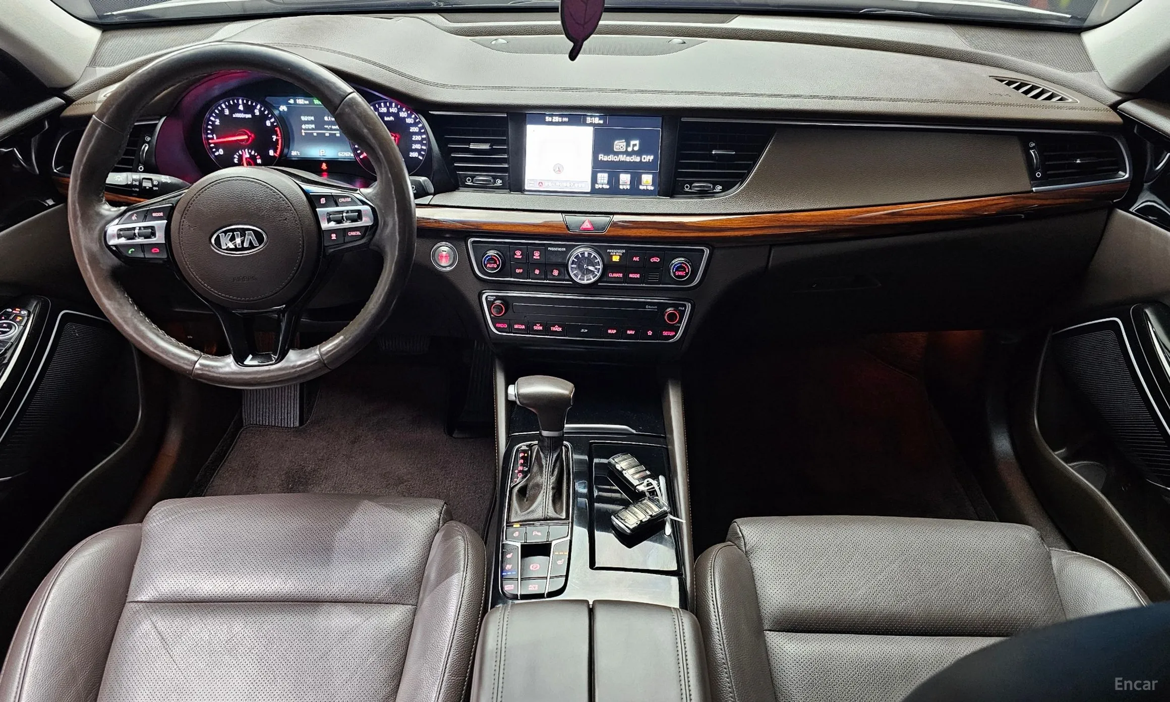 Kia K7 превью 4