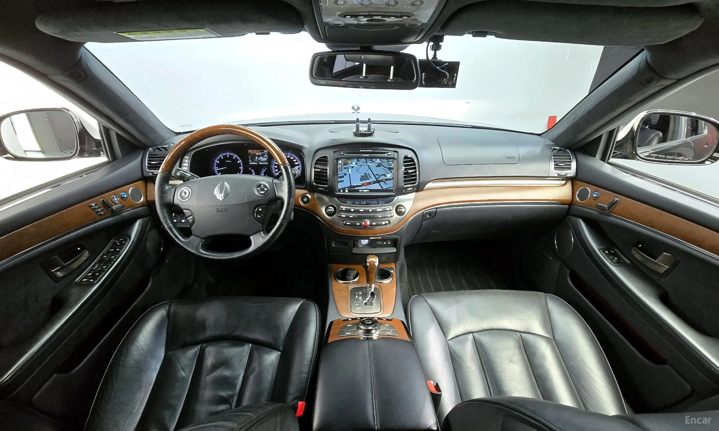 KG Mobility (SsangYong) Chairman W превью 4