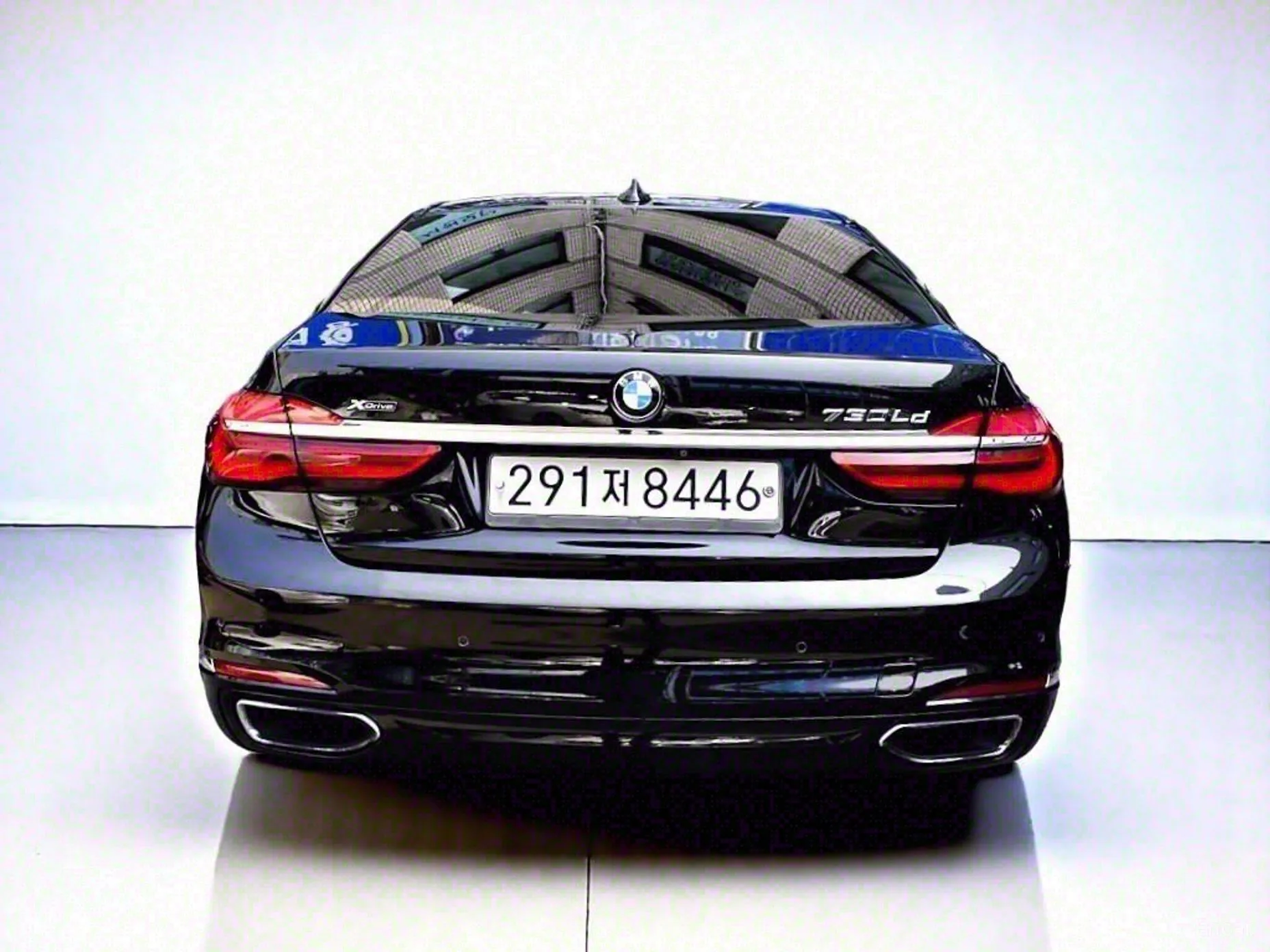 BMW 7 Series (G11)
