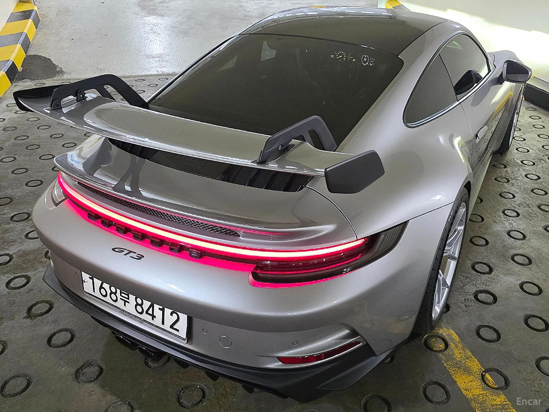 Porsche 911 (992) превью 3