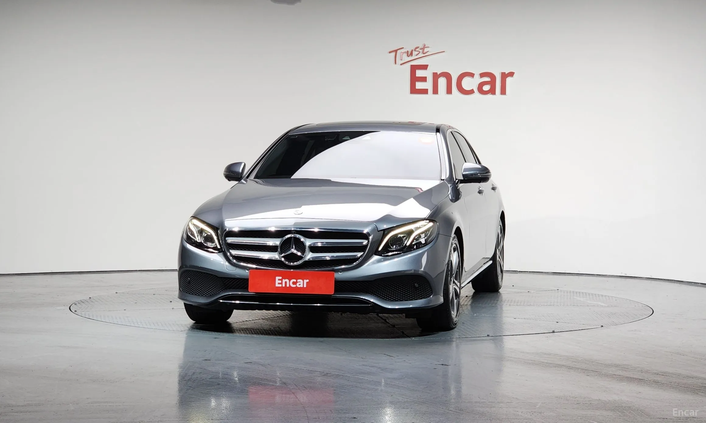 Mercedes Benz E-Class W213