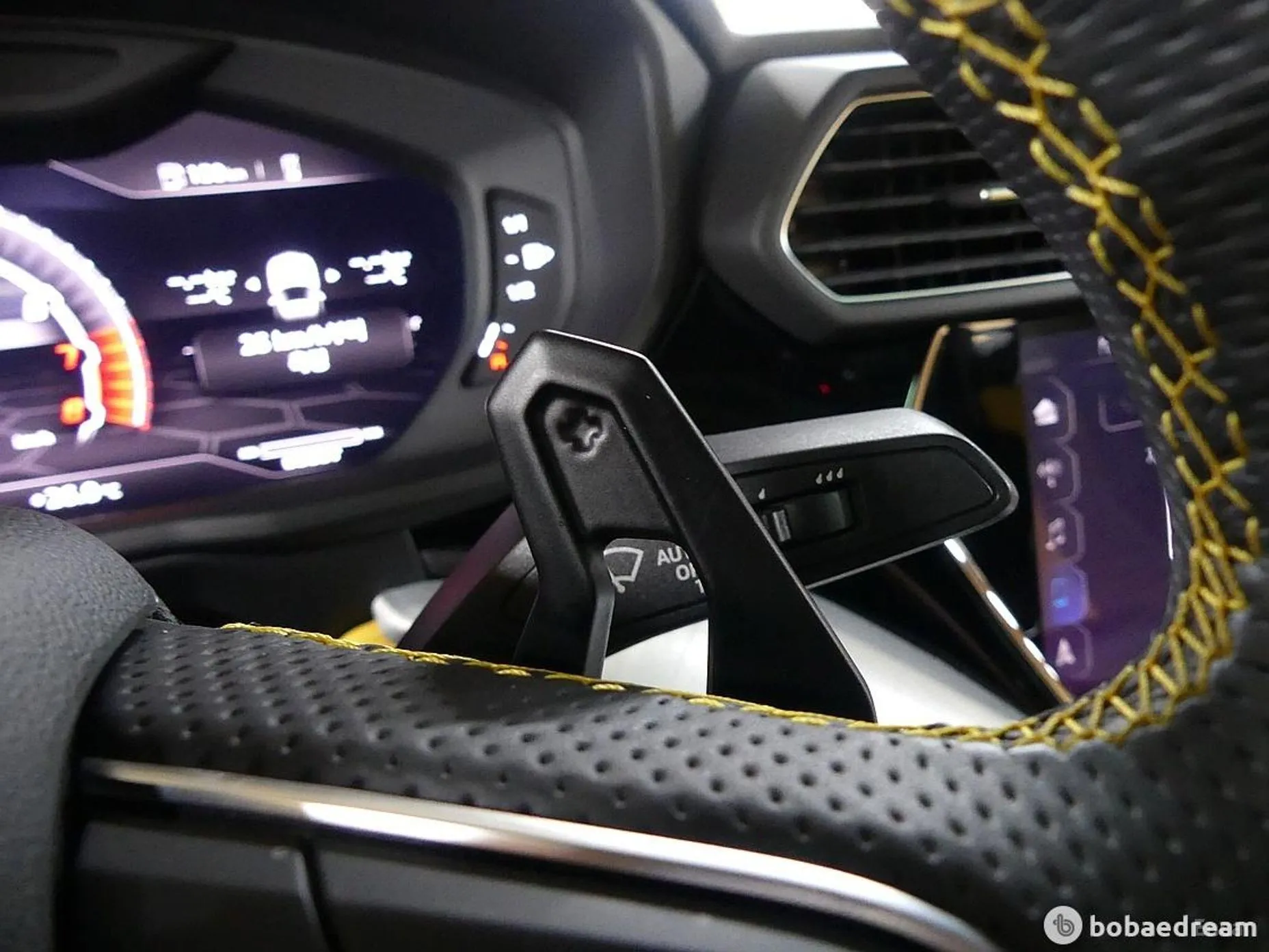 Lamborghini Urus превью 15