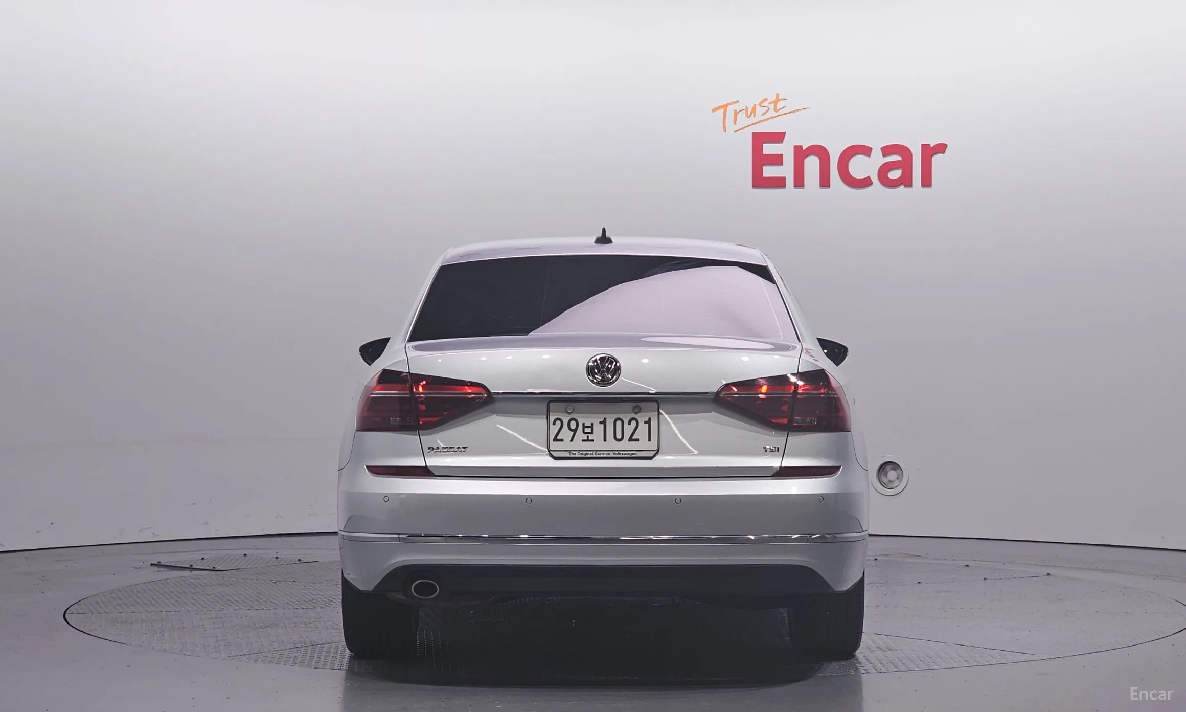 Volkswagen The New Passat превью 3