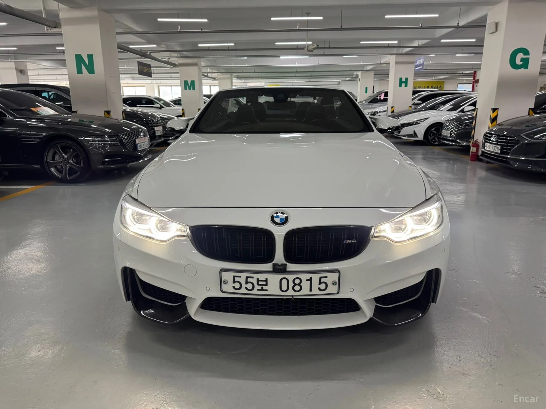 BMW M4 (F82)