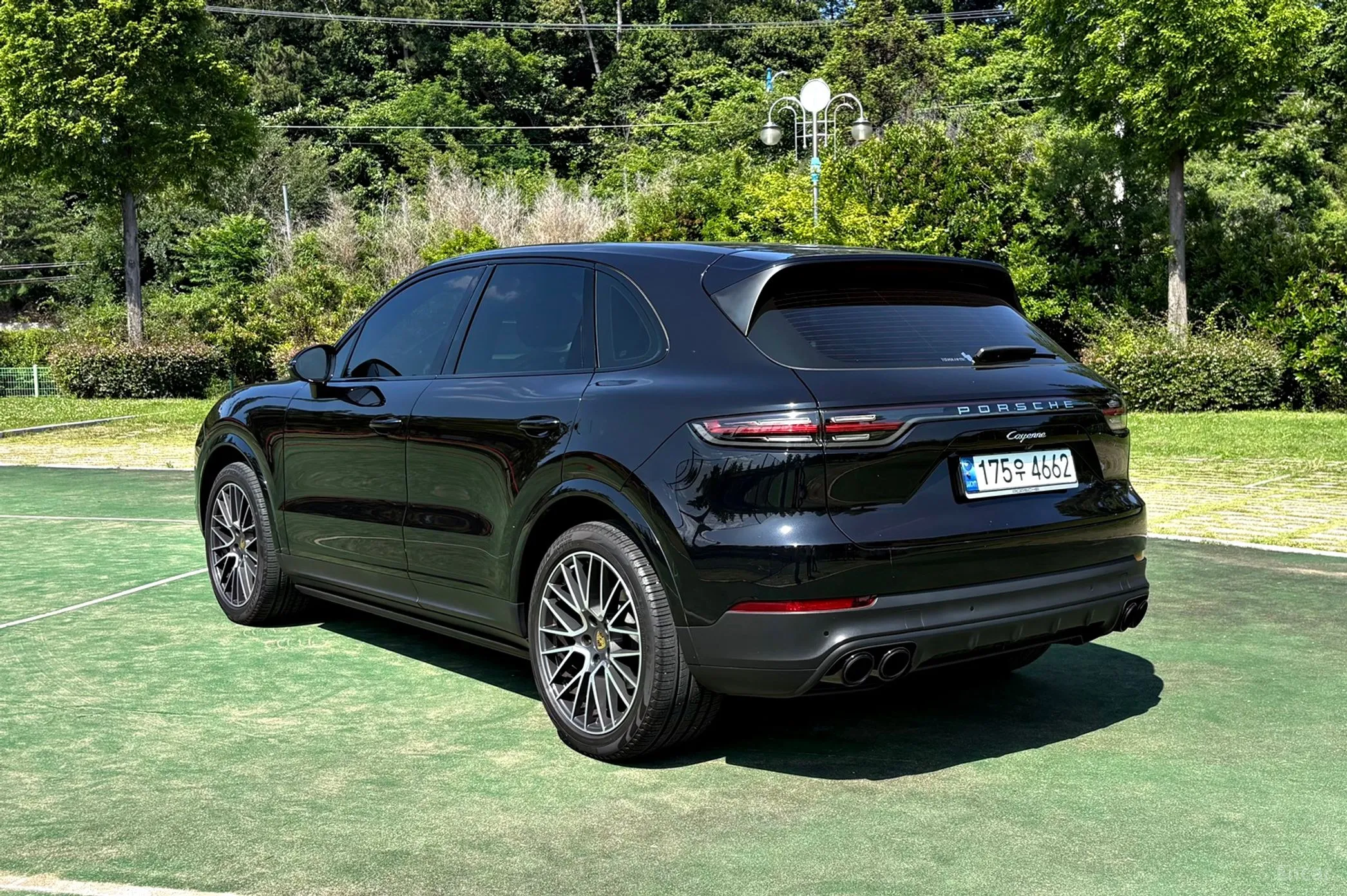 Porsche Cayenne (PO536) превью 4