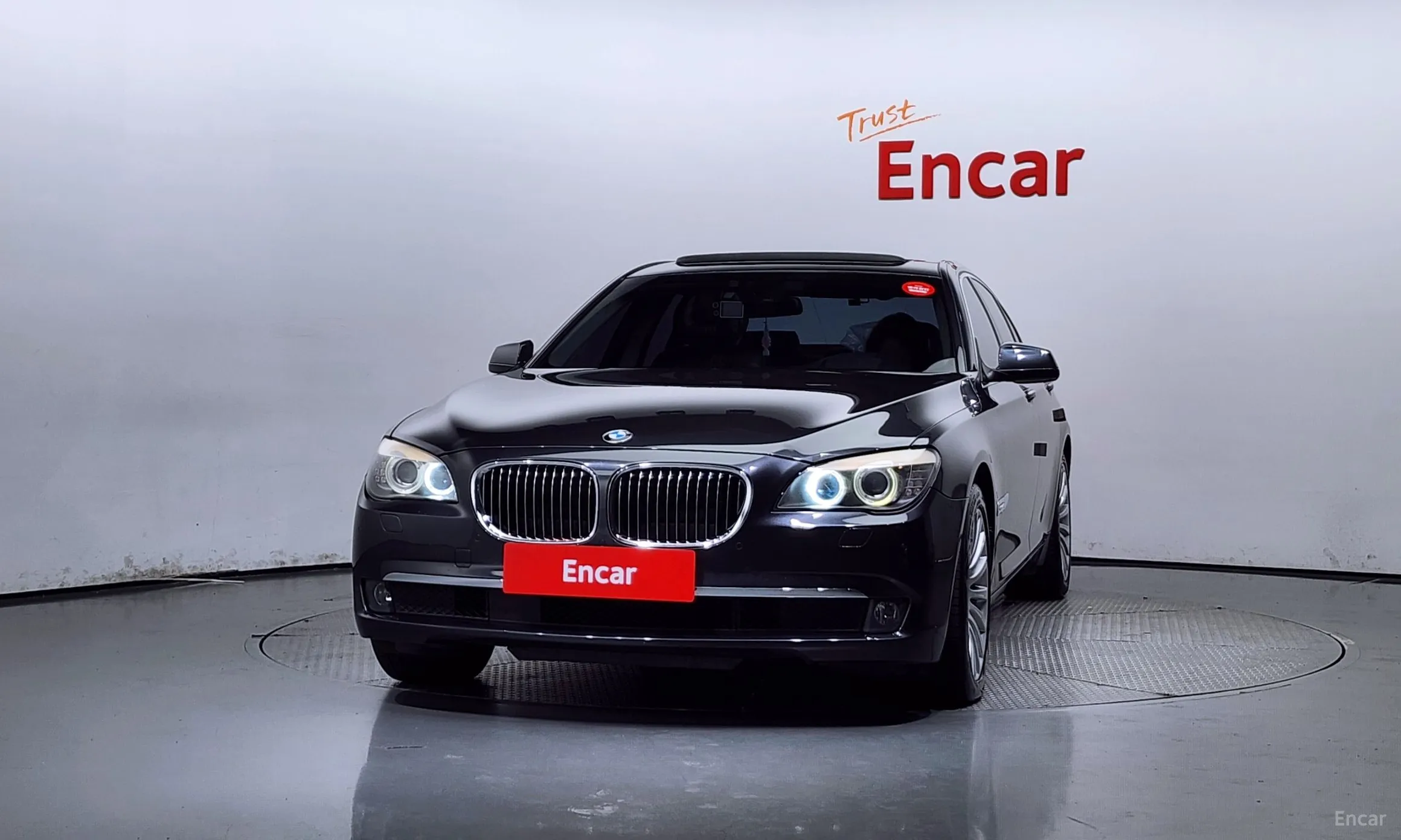 BMW 7 Series (F01) превью 2