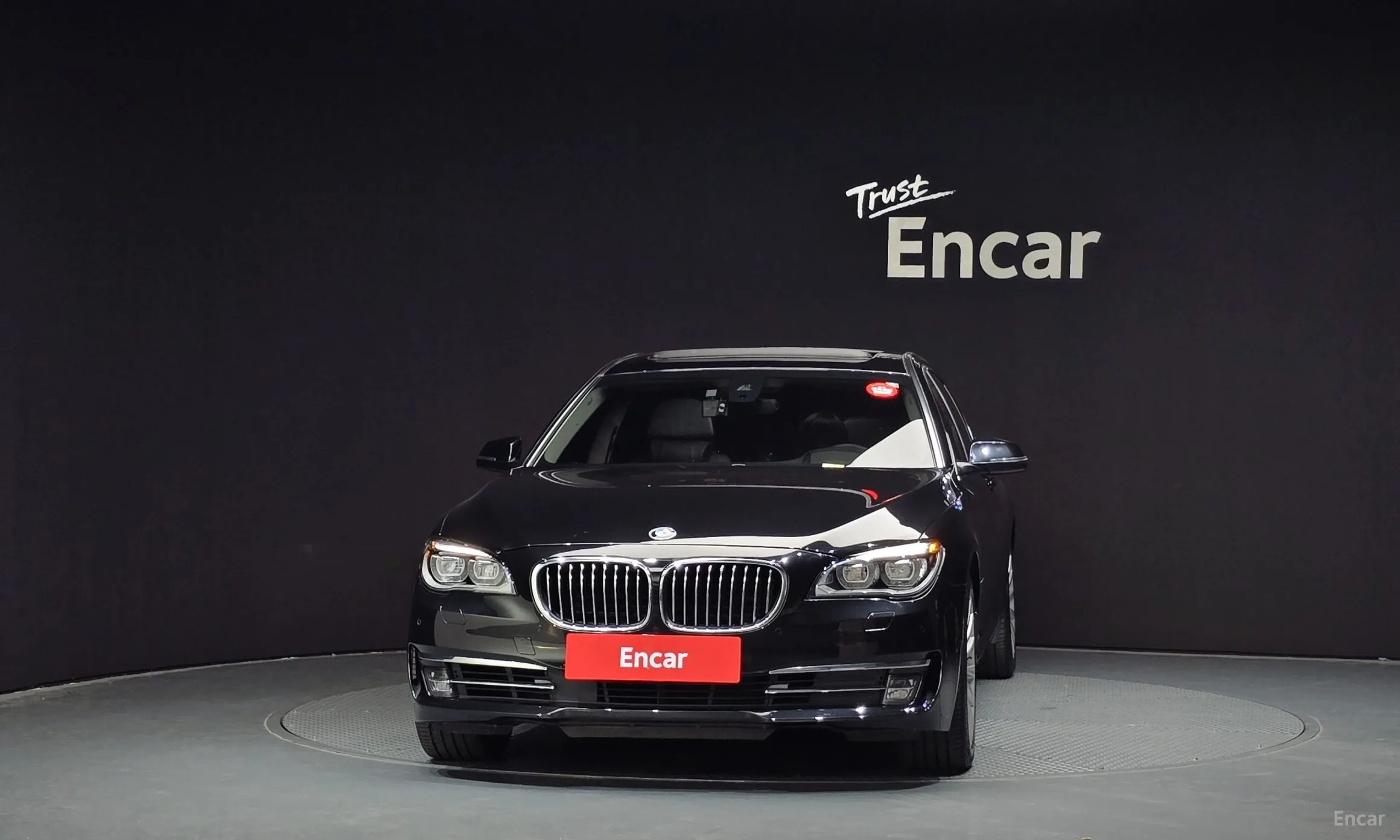 BMW 7 Series (F01)