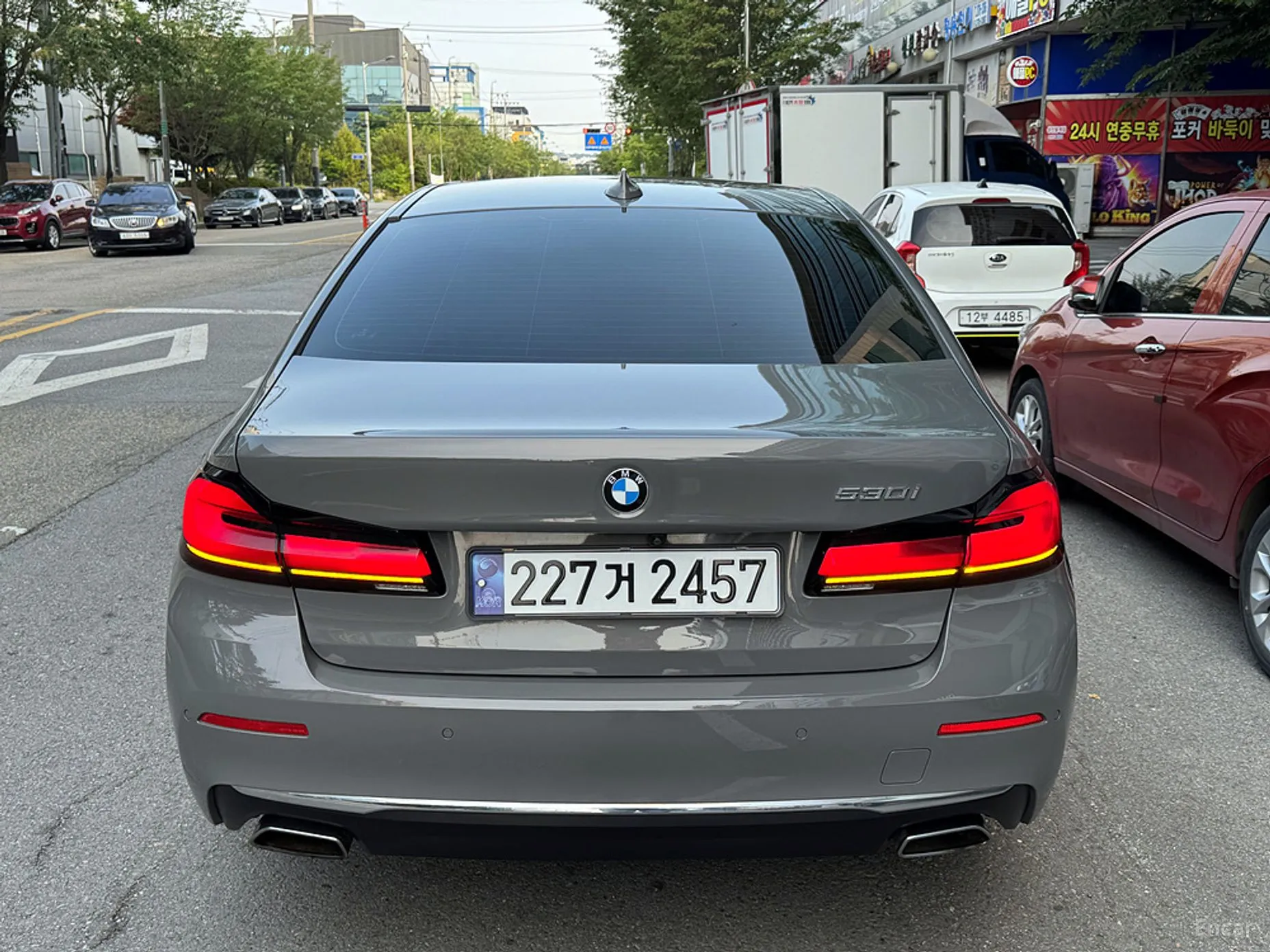 BMW 5 Series (G30) превью 3