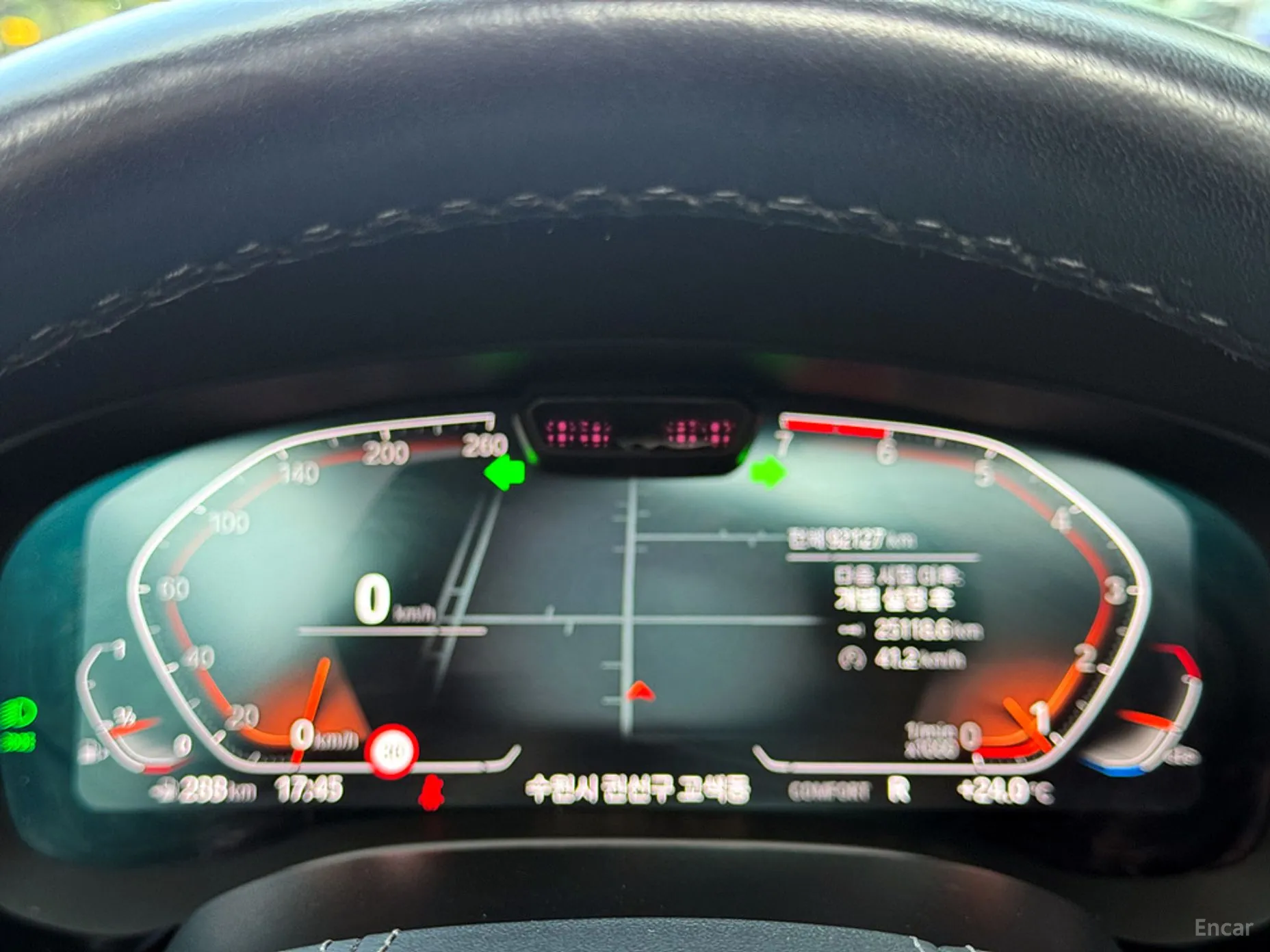 BMW 5 Series (G30) превью 4